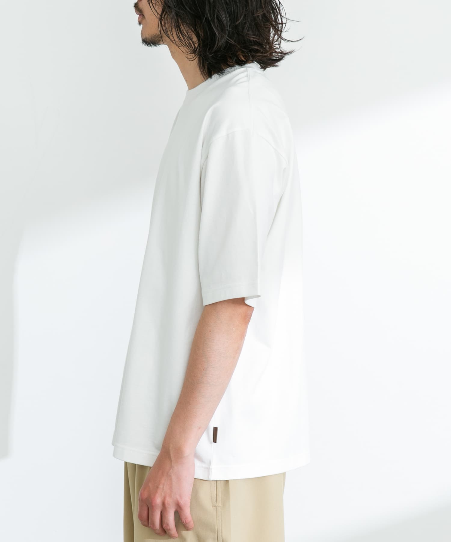 身長：180cm 体重：60kg サイズ：L