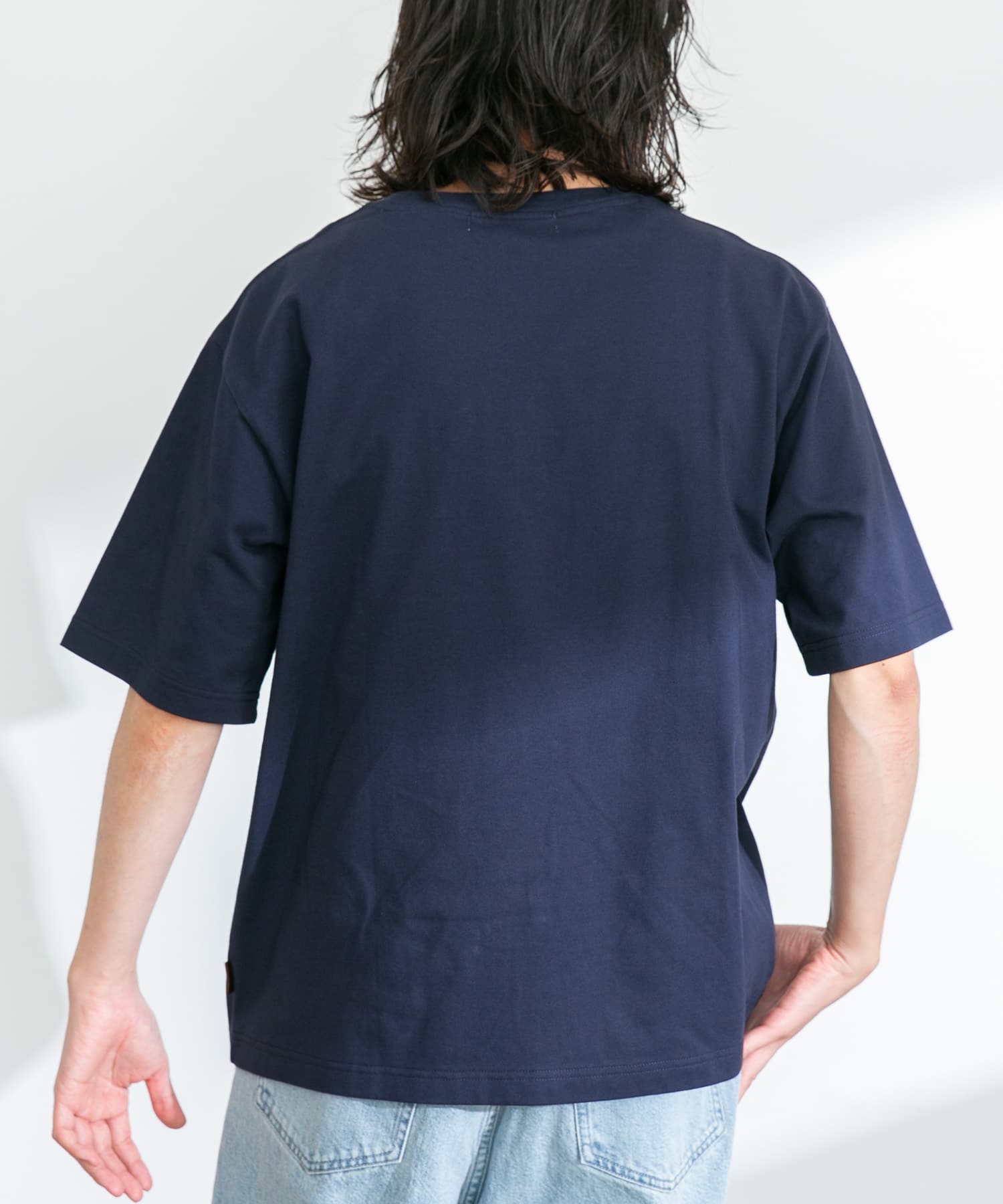 身長：180cm 体重：60kg サイズ：L