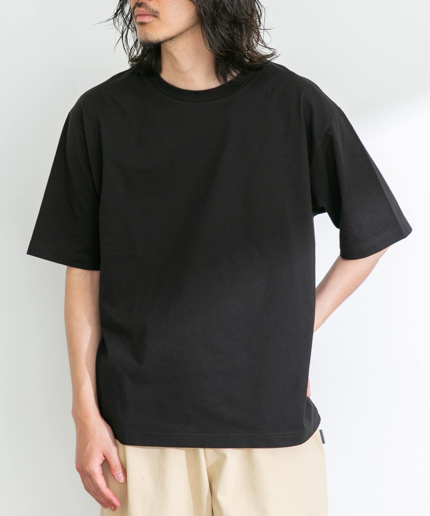 身長：180cm 体重：60kg サイズ：L