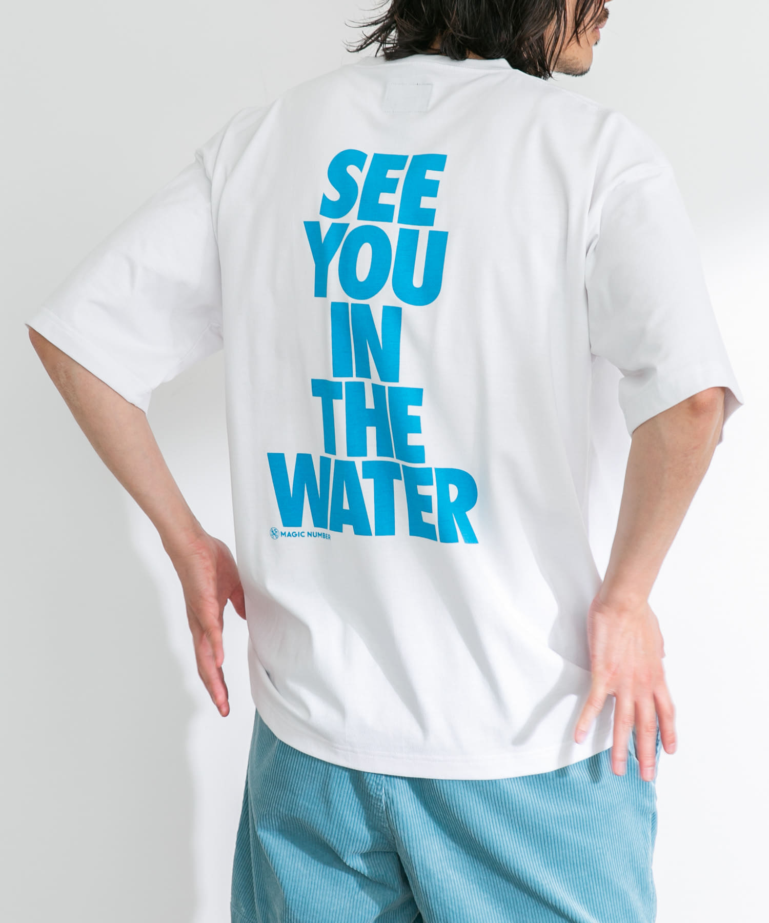 UpDRIFT×MAGIC NUMBER T-SHIRTS1(S White): トップス｜URBAN RESEARCH