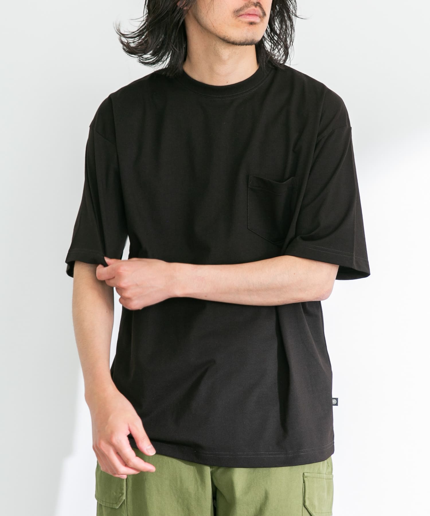 身長：180cm 体重：60kg サイズ：L