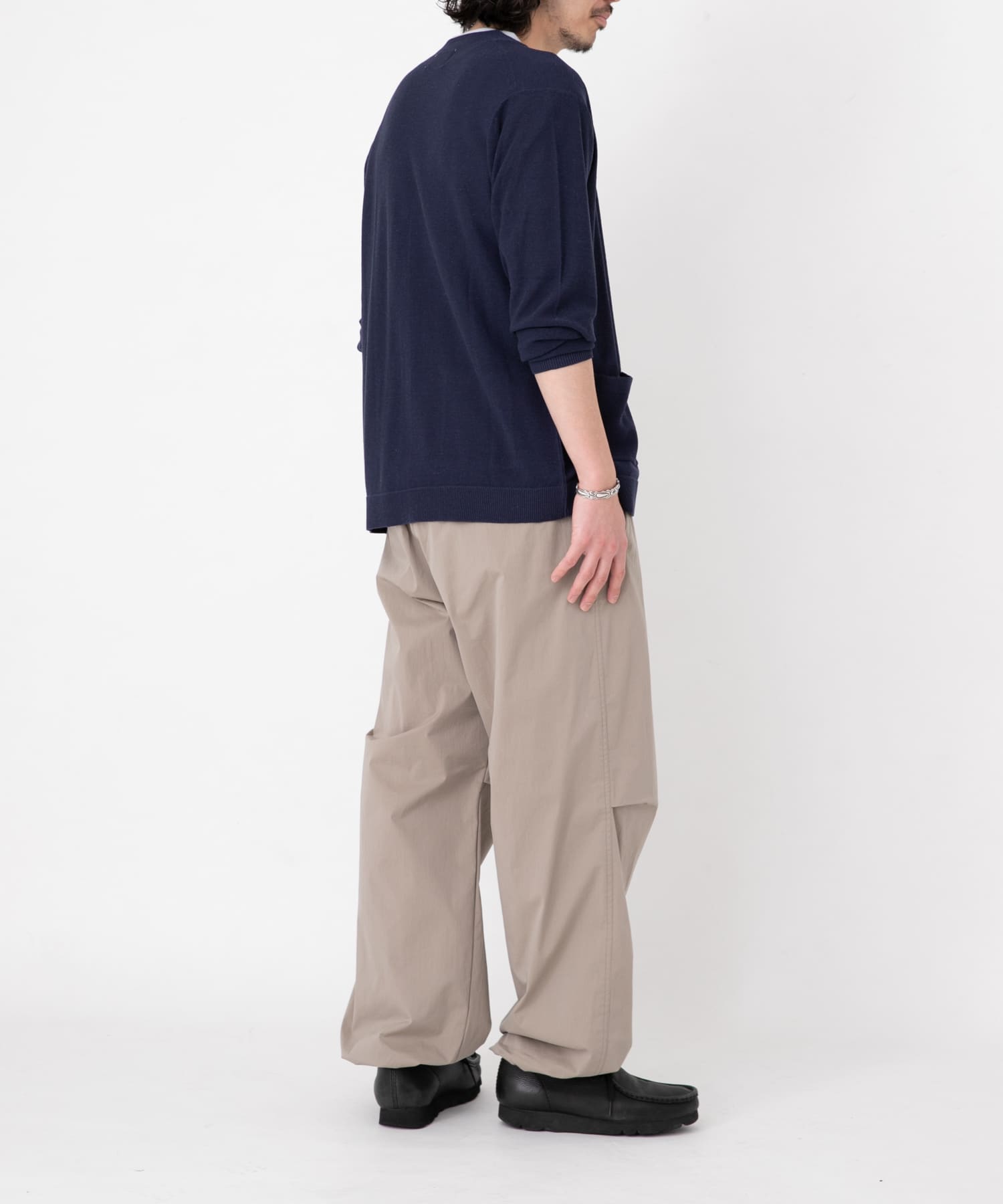 身長：180cm 体重：60kg サイズ：L