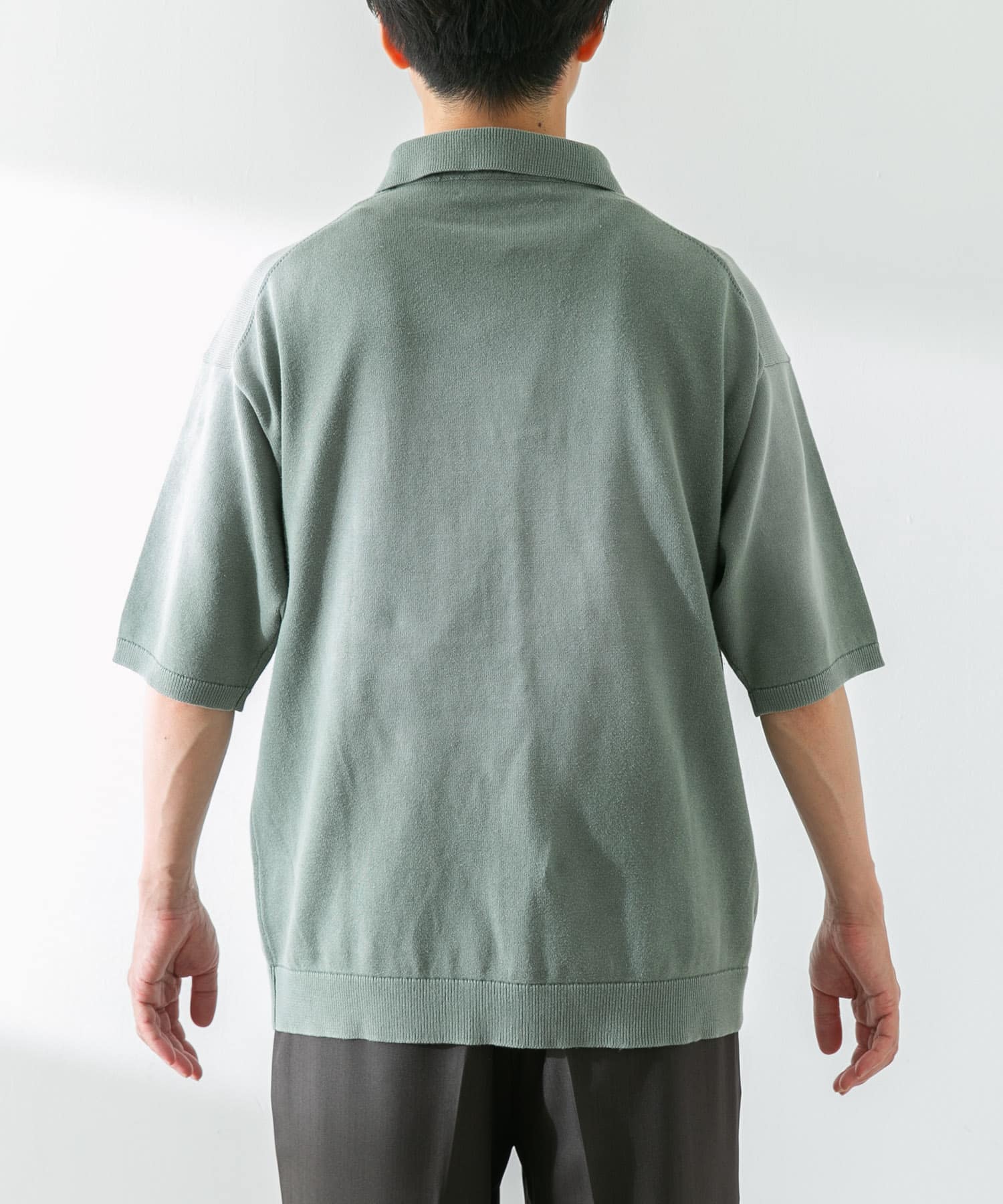 身長：170cm 体重：60kg サイズ：L