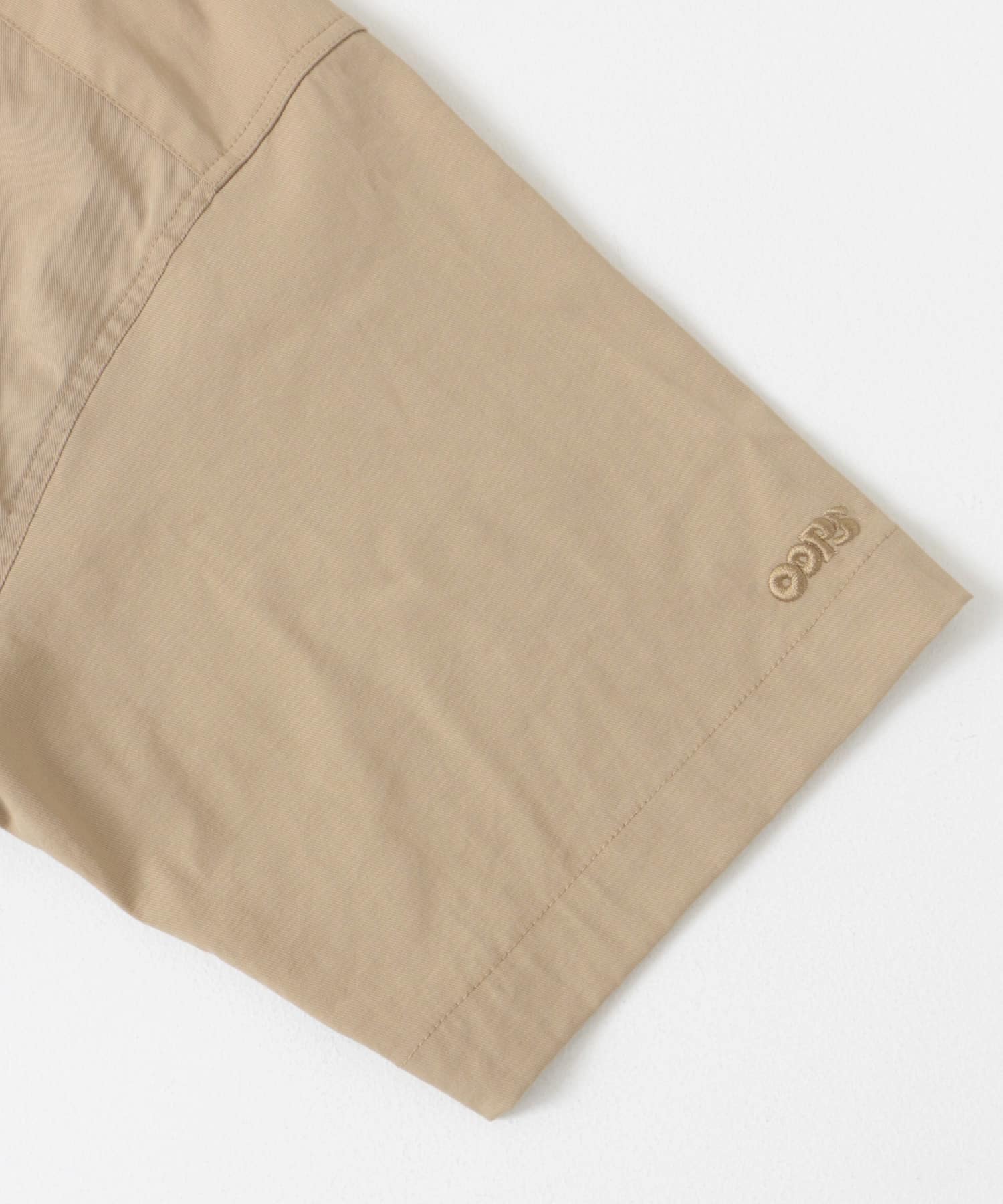 OOPS　ノビイルダブルポケットシャツ BEIGE M