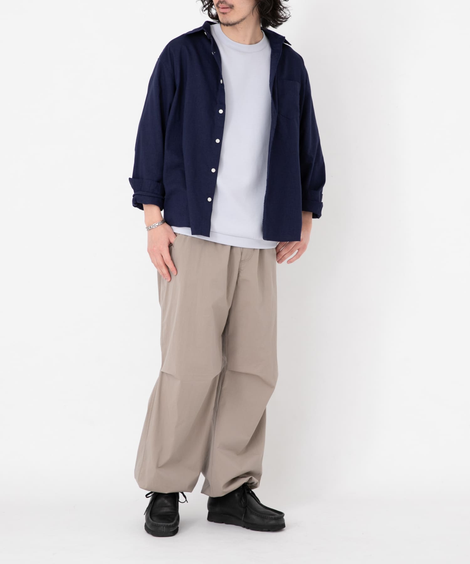 身長：180cm 体重：60kg サイズ：L
