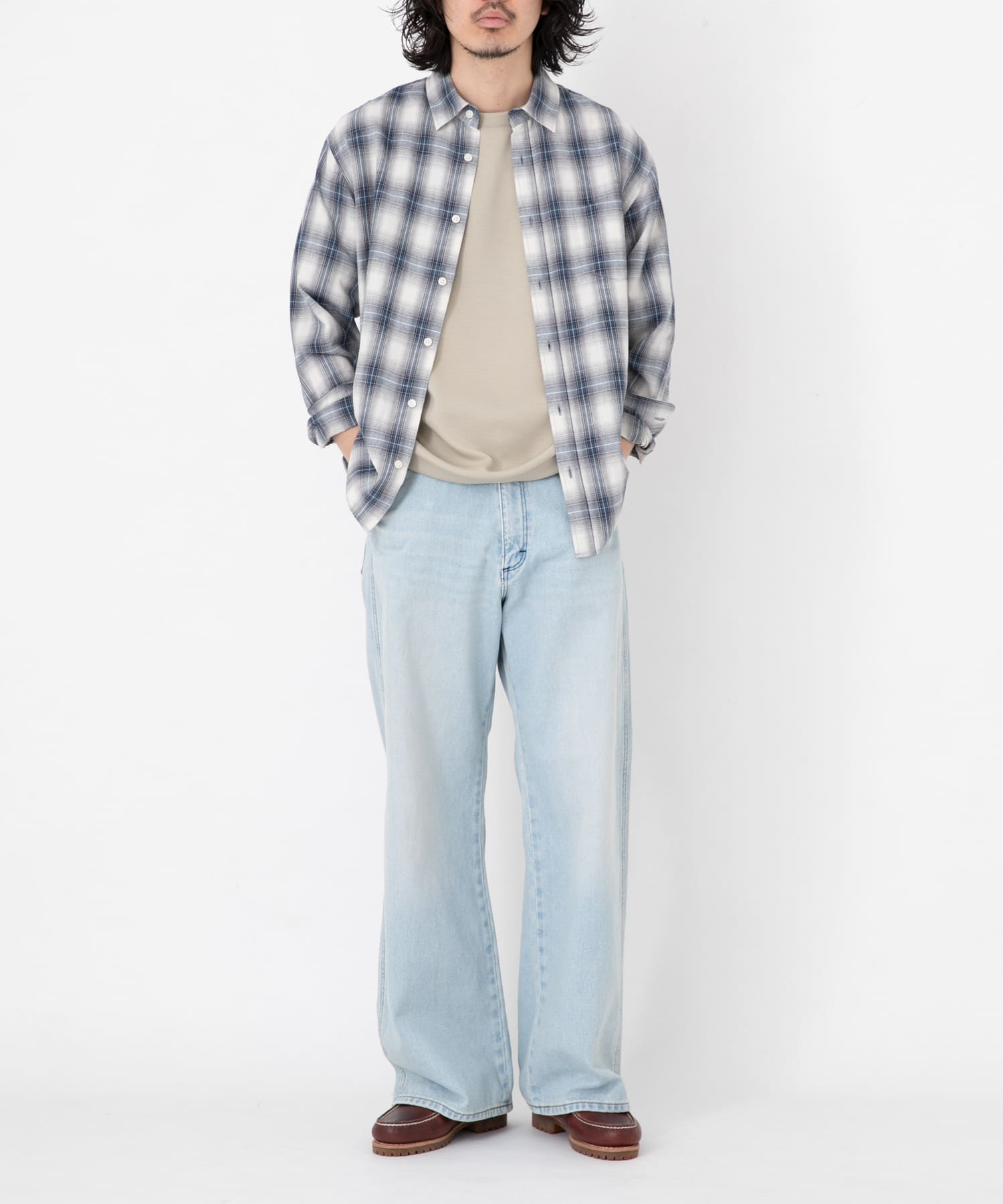 身長：180cm 体重：60kg サイズ：L