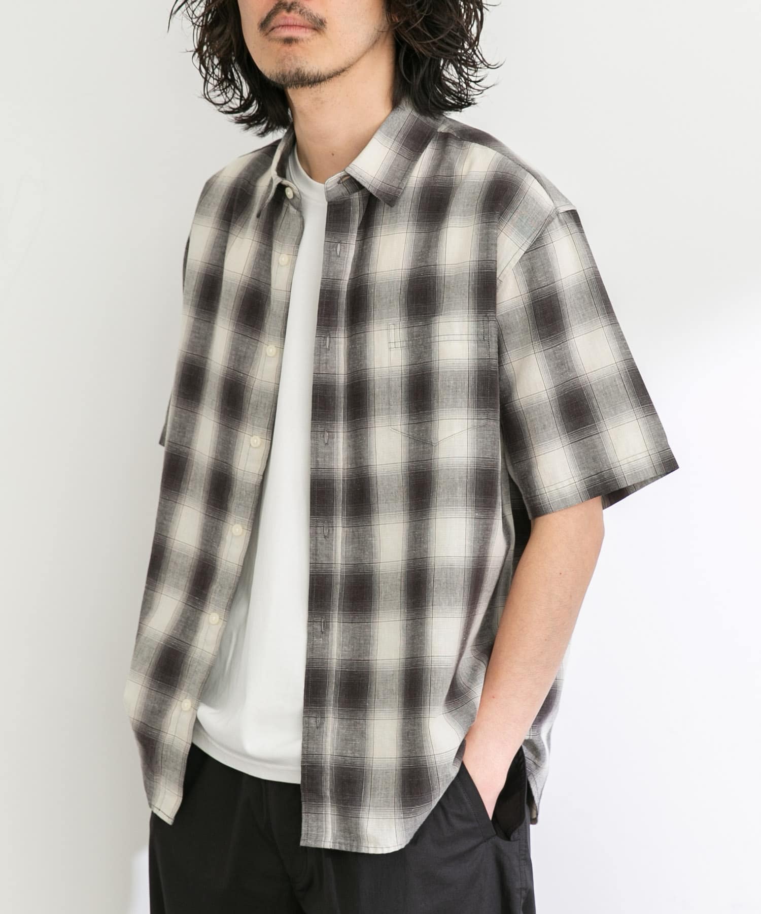 身長：180cm 体重：60kg サイズ：L