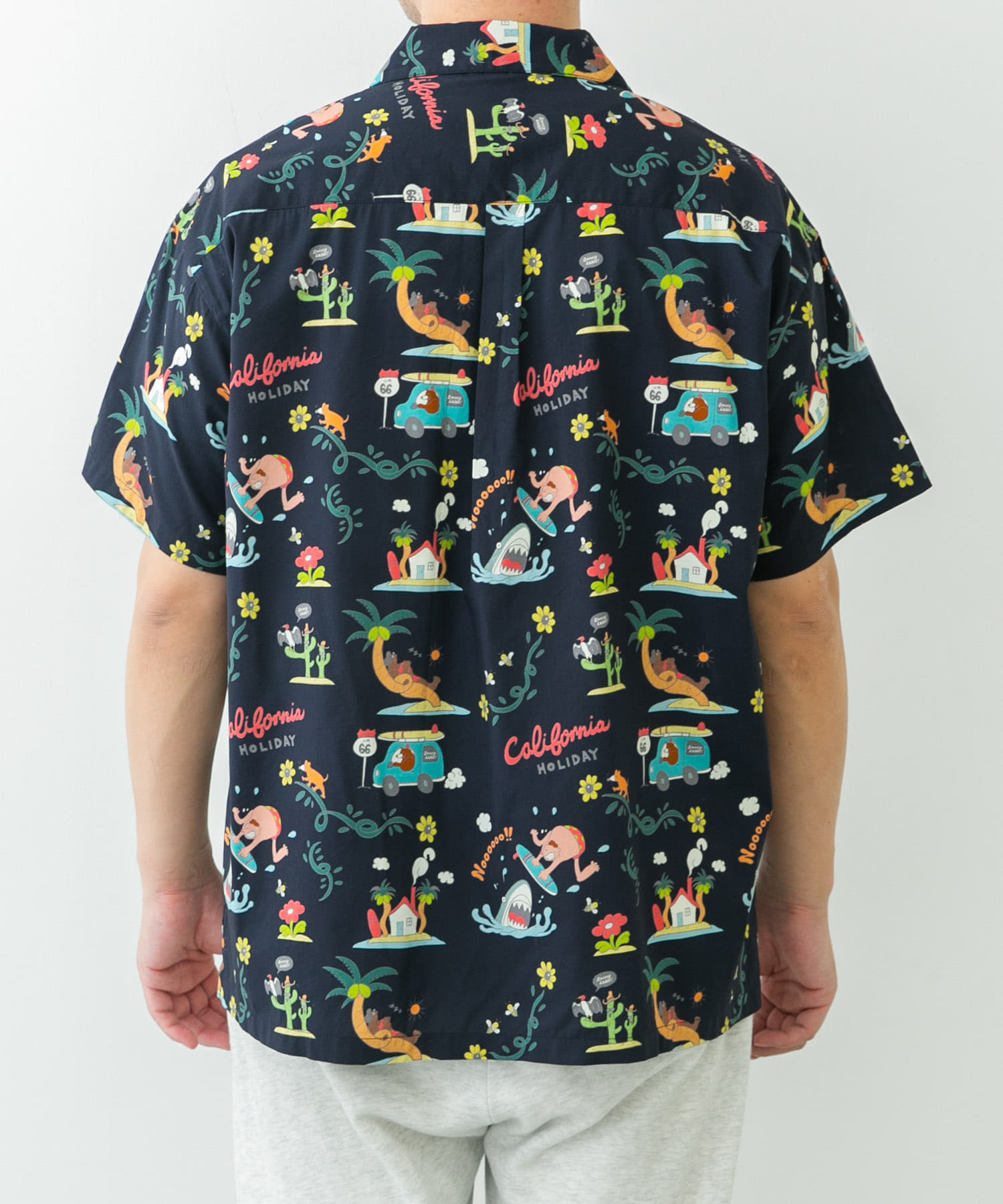 身長：179cm 体重：75kg サイズ：L