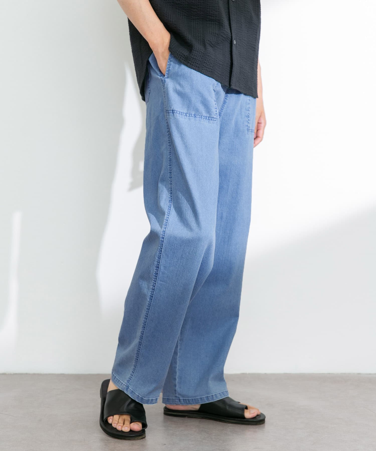 接触冷感デニムイージーパンツ