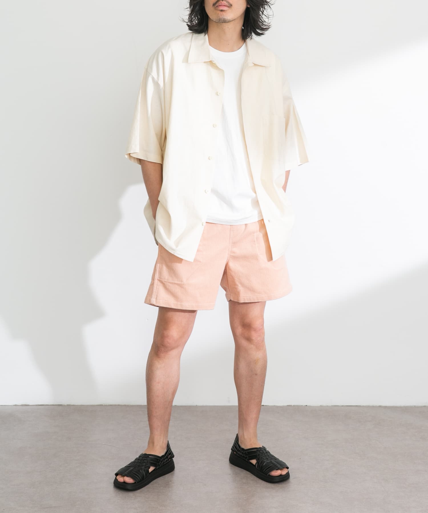 ピンク