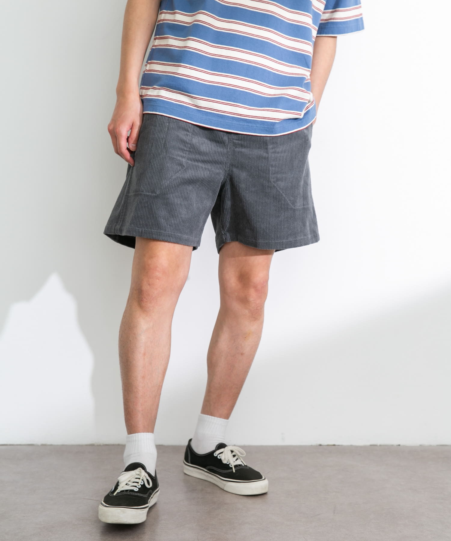 身長：180cm 体重：60kg サイズ：L