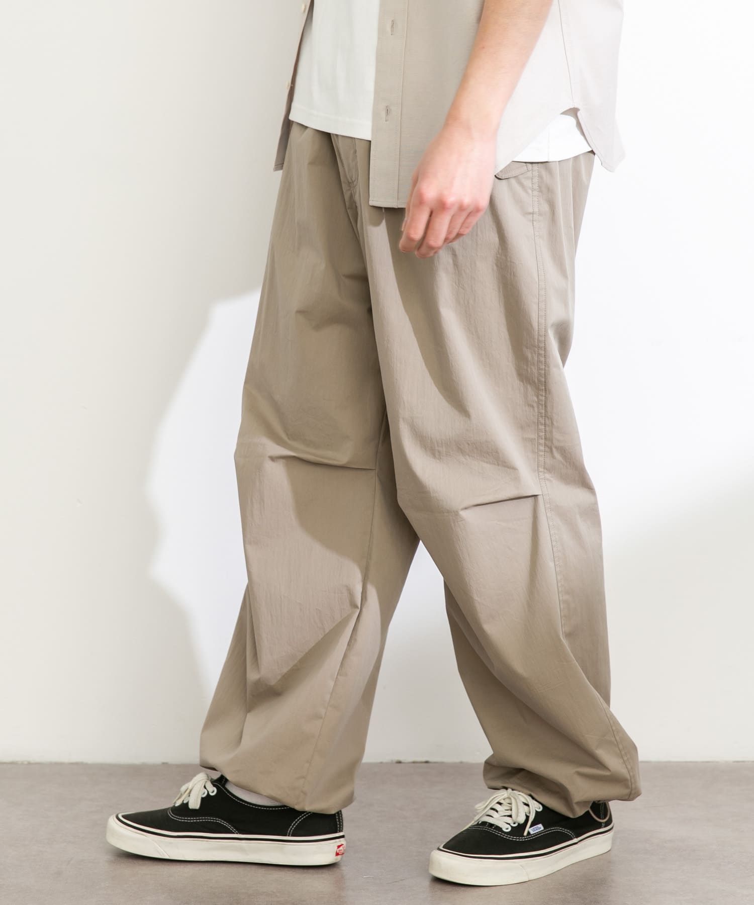 グレージュ