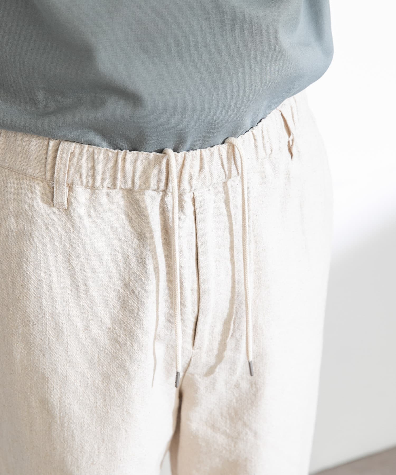 身長：180cm 体重：60kg サイズ：L