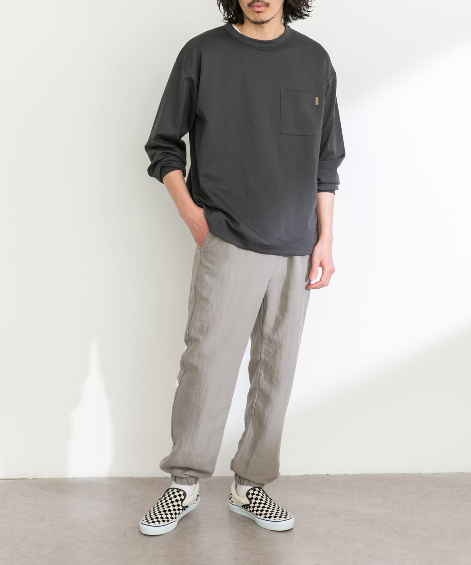 身長：180cm 体重：60kg サイズ：L