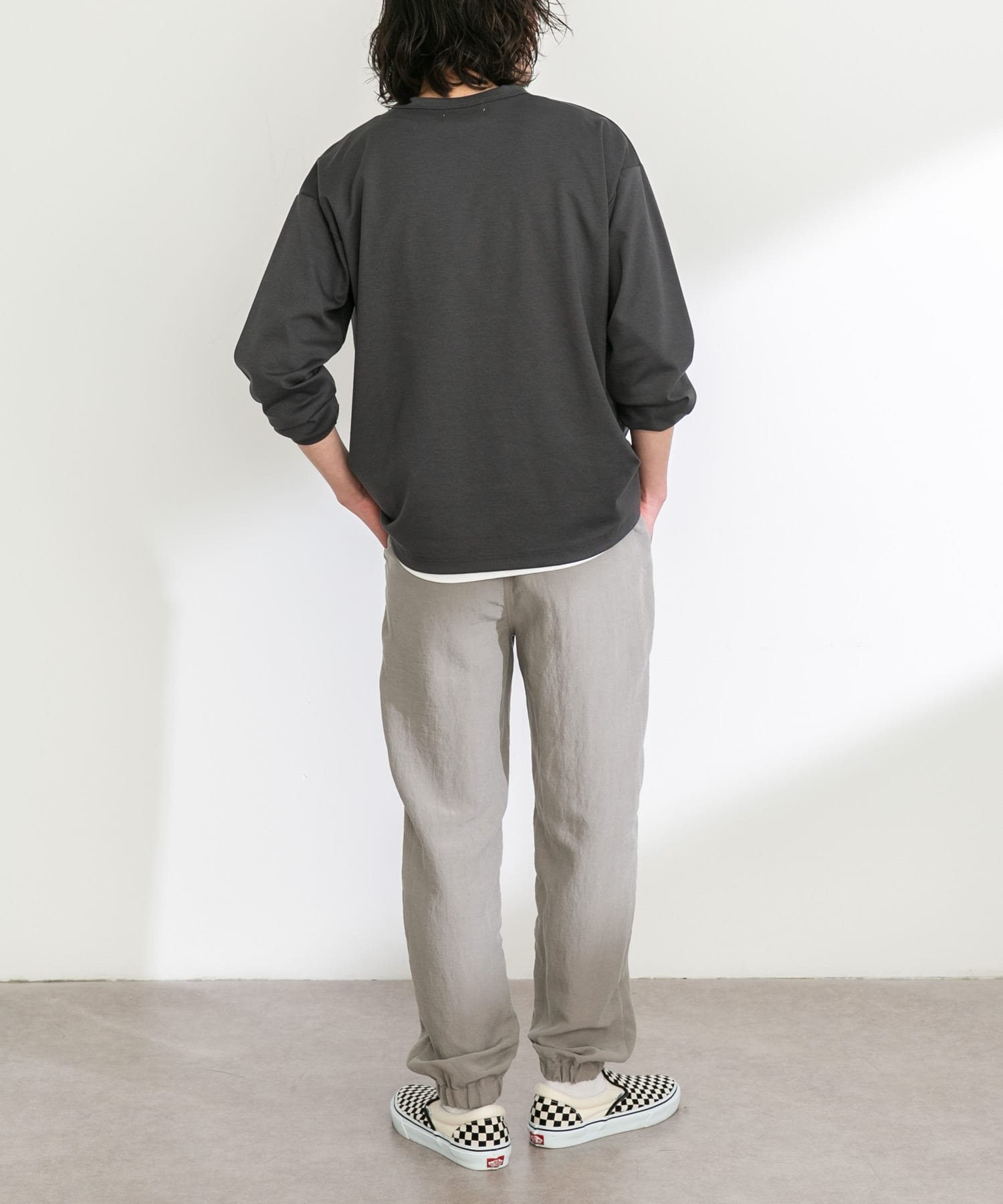 身長：180cm 体重：60kg サイズ：L