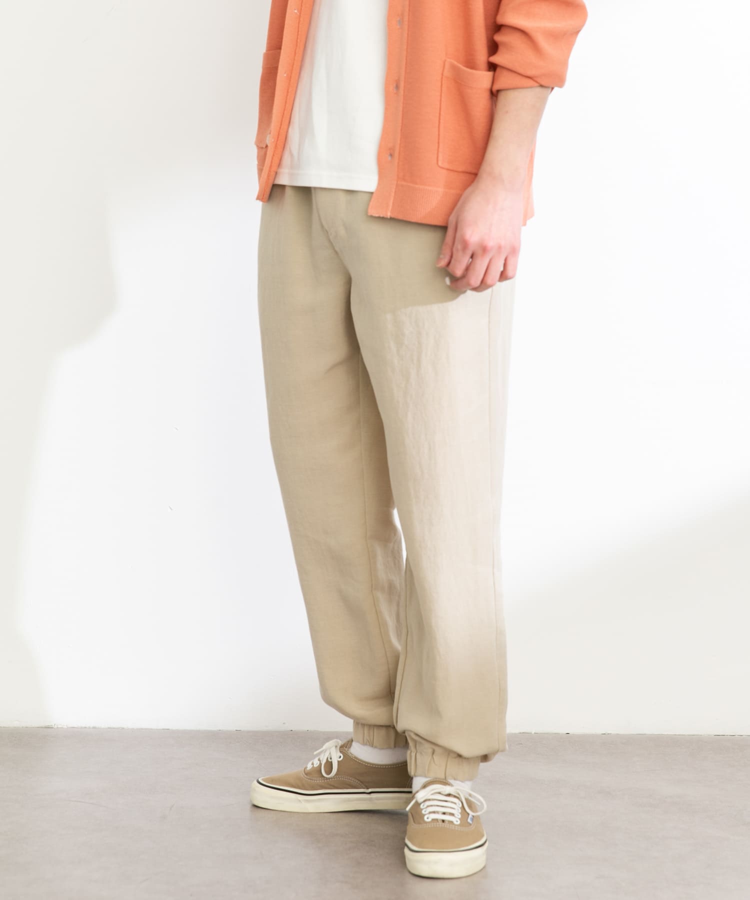 身長：180cm 体重：60kg サイズ：L