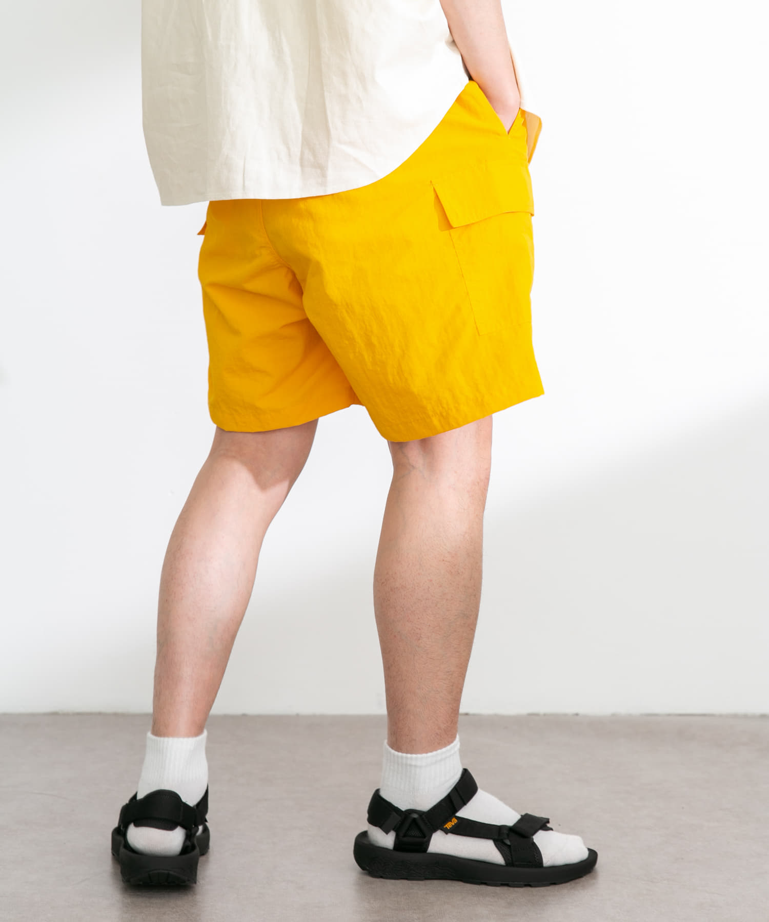 ナイロンカーゴショートパンツ(M イエロー): ボトム｜URBAN RESEARCH