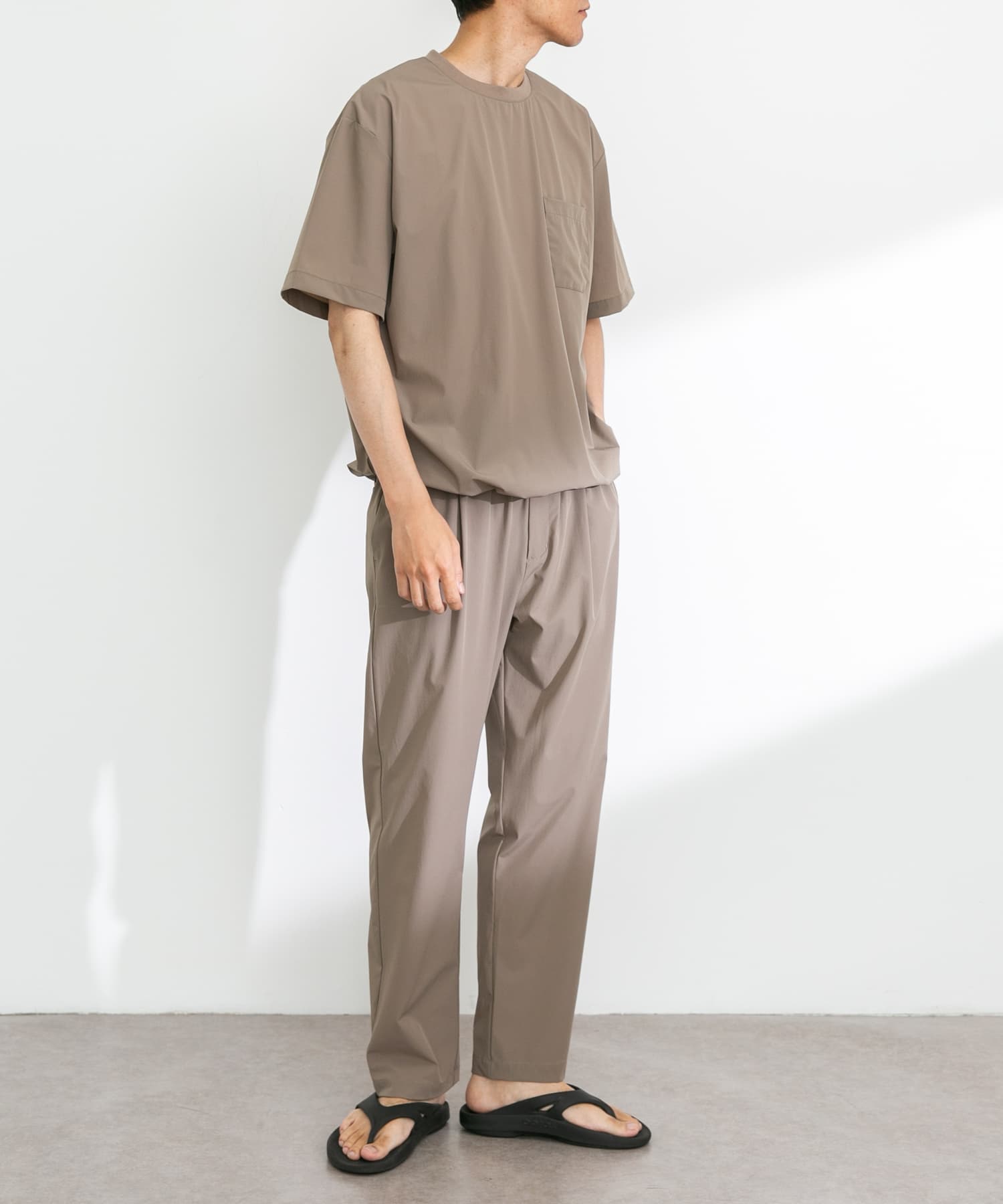 身長：185cm 体重：70kg サイズ：L