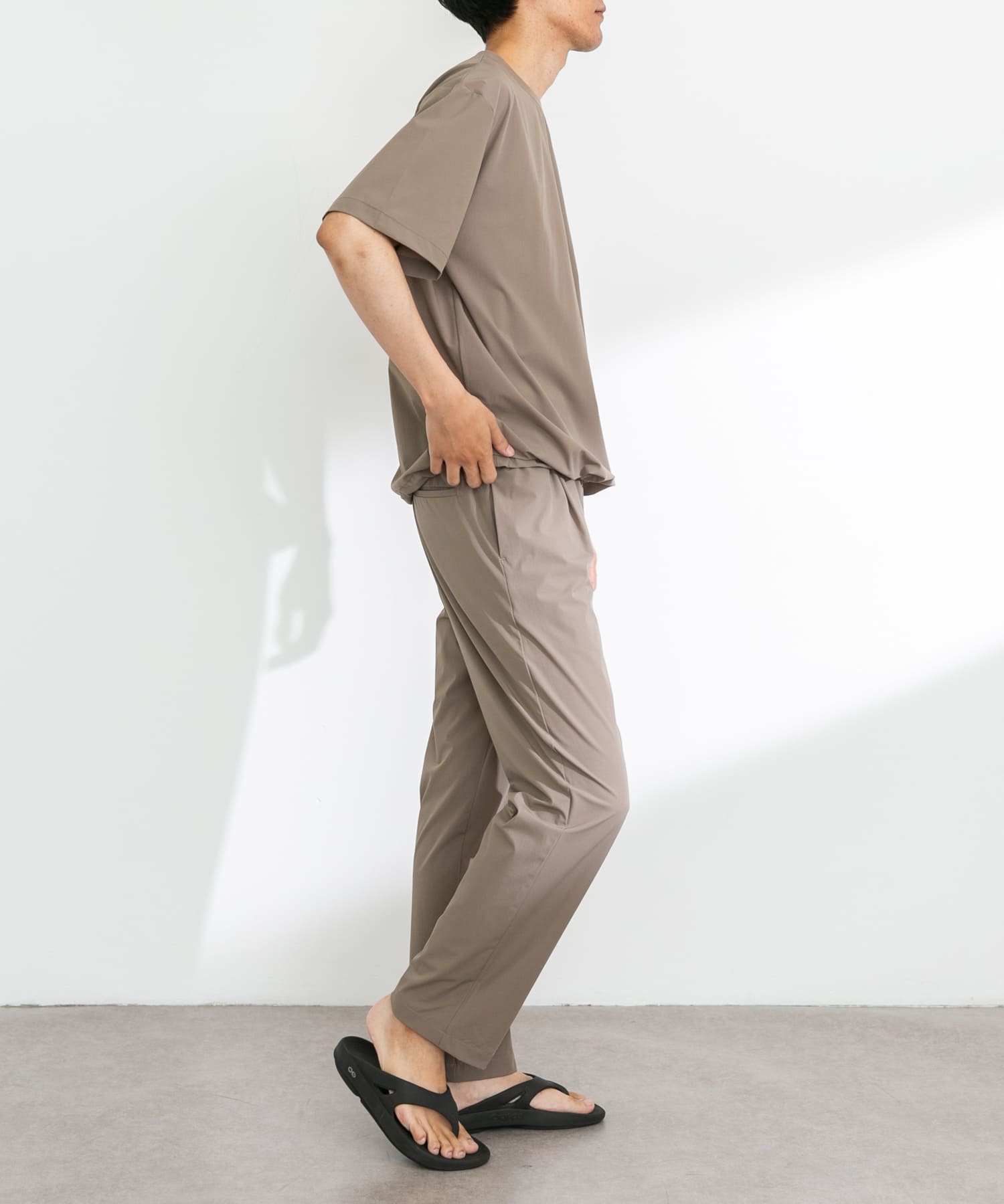 身長：185cm 体重：70kg サイズ：L