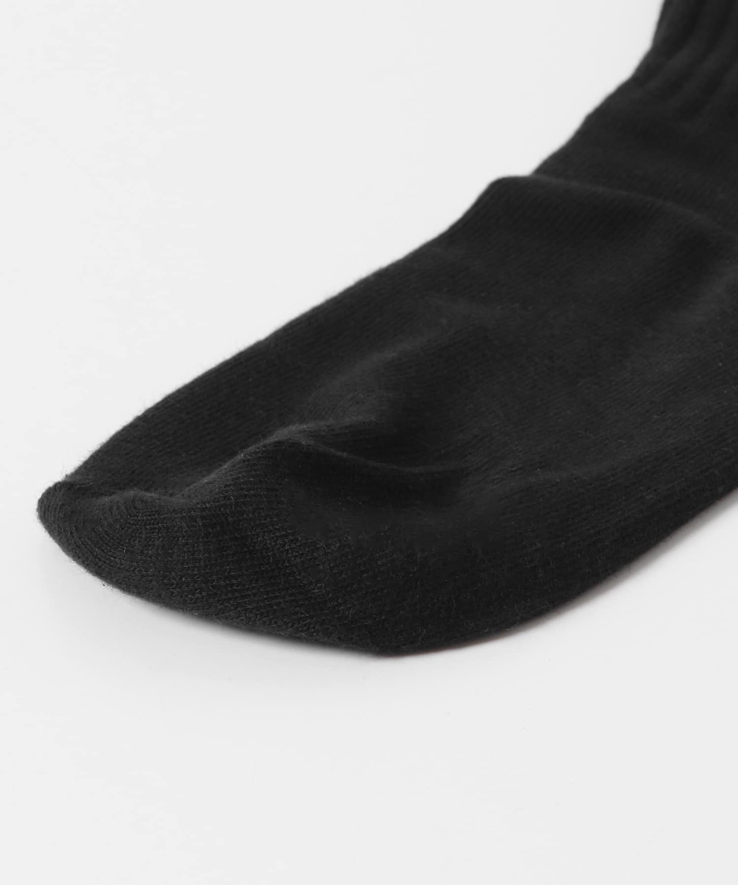 OOPS　ロゴ刺繍ソックス BLACK one