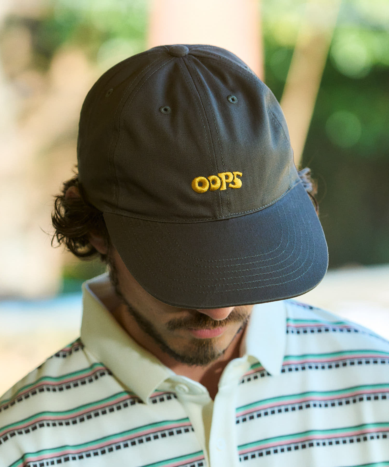 OOPS　ロゴキャップ KHAKI one