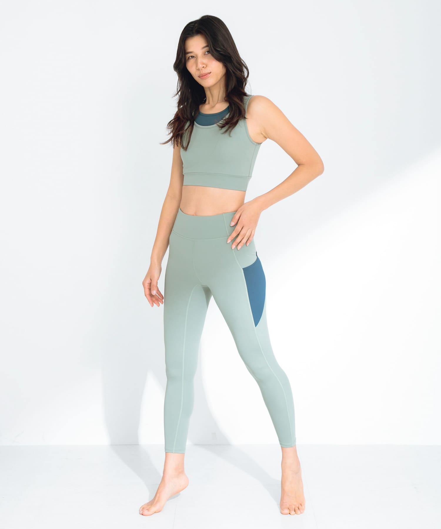 身長：173cm サイズ：M-L