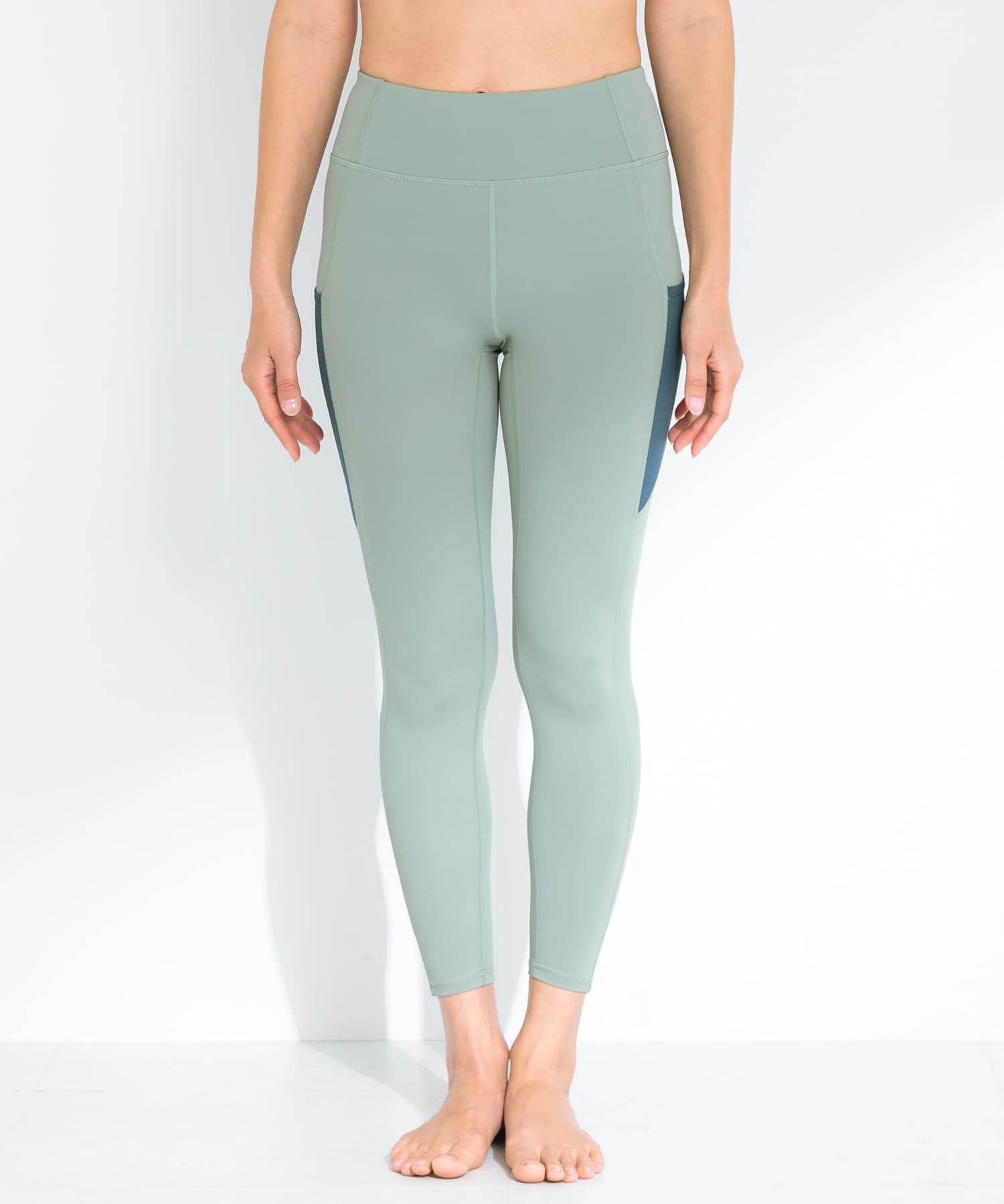 身長：173cm サイズ：M-L