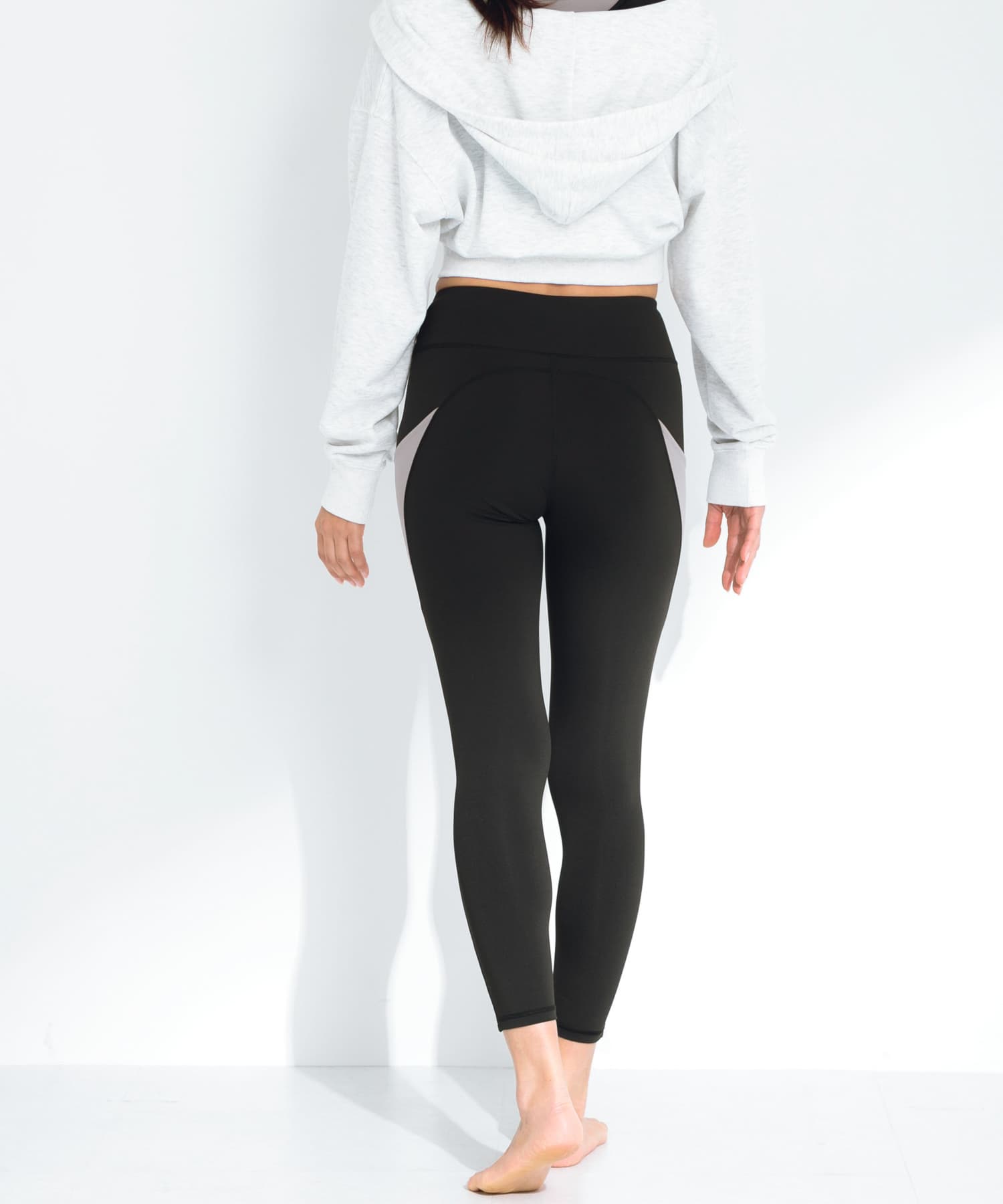 身長：173cm サイズ：M-L