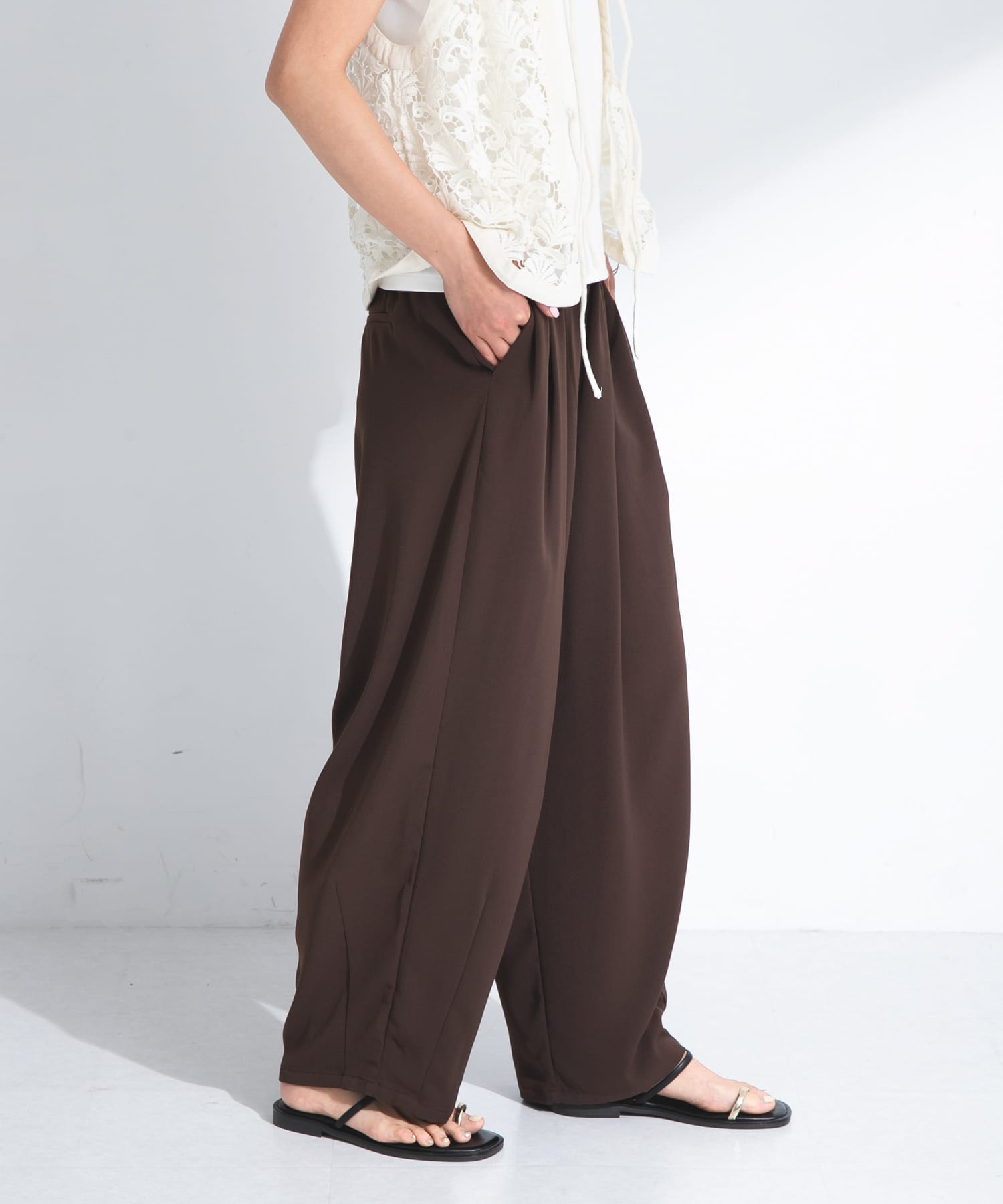 ダブルタックワイドイージーパンツ