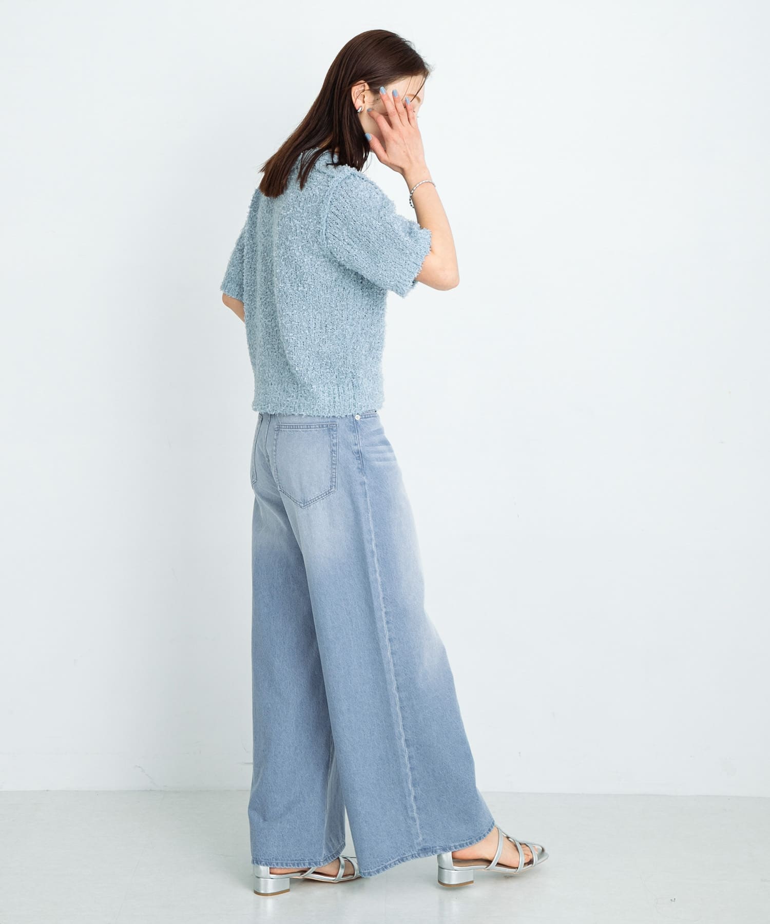 ライトインディゴ