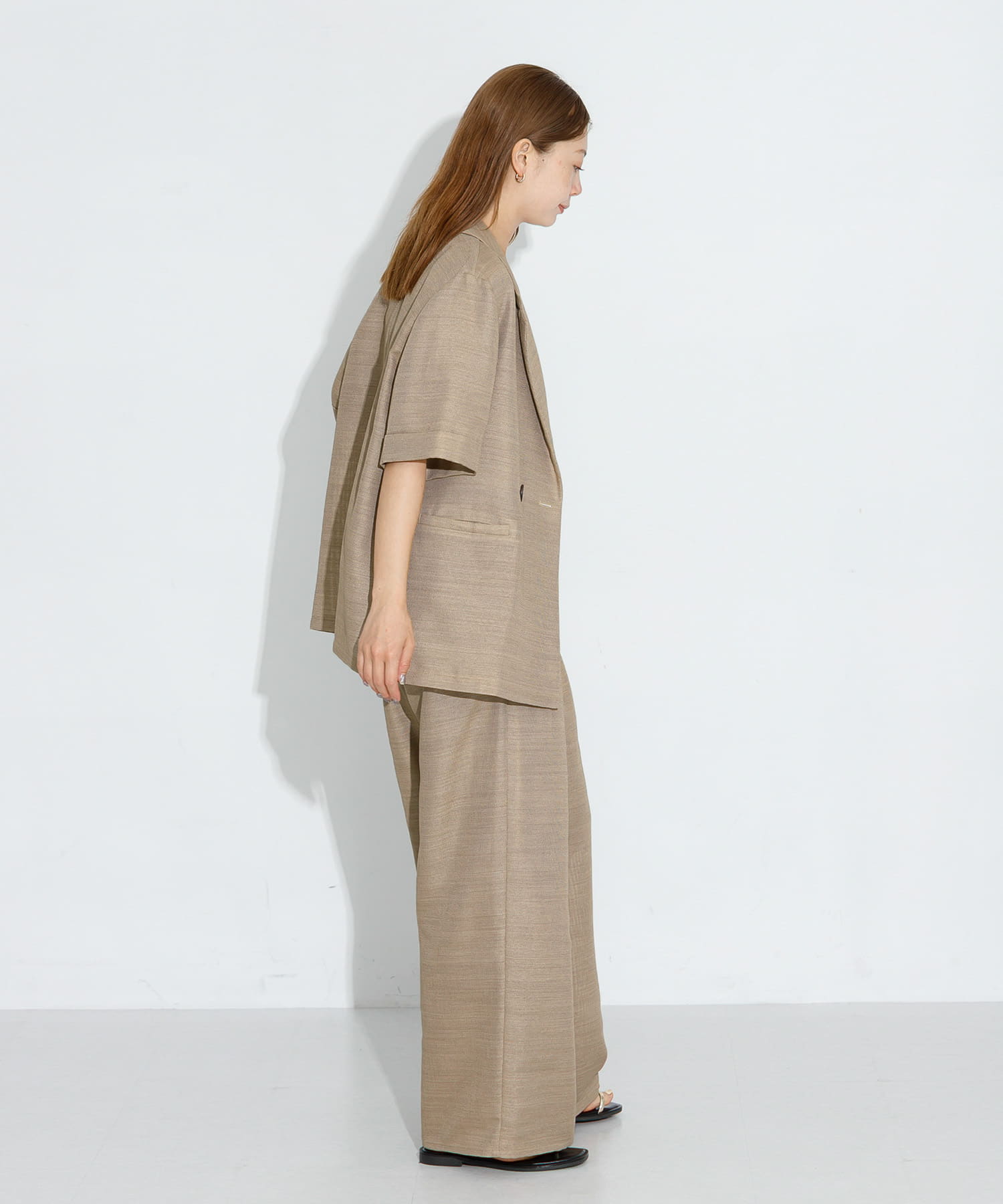 身長：166cm サイズ：38