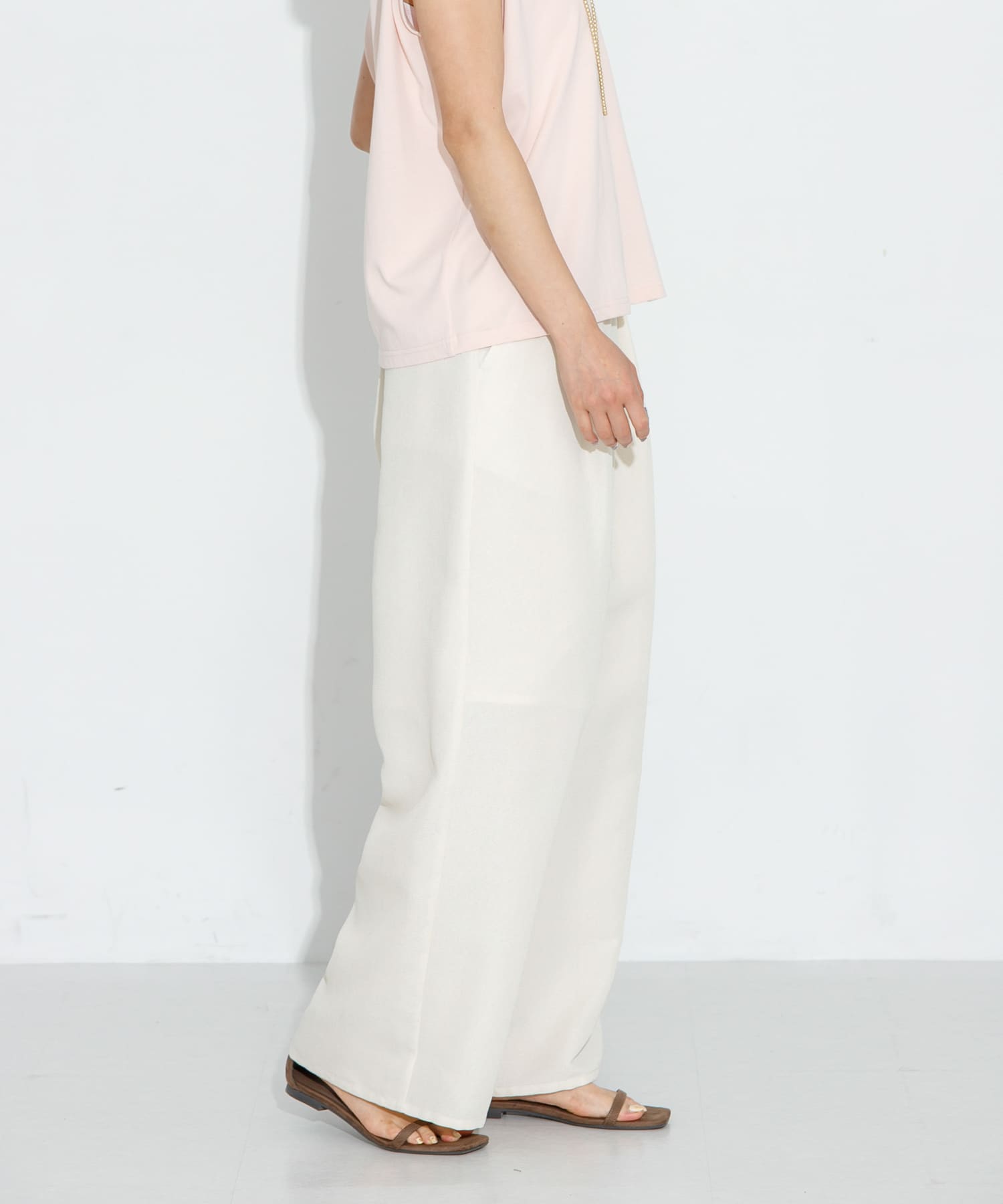 身長：166cm サイズ：38