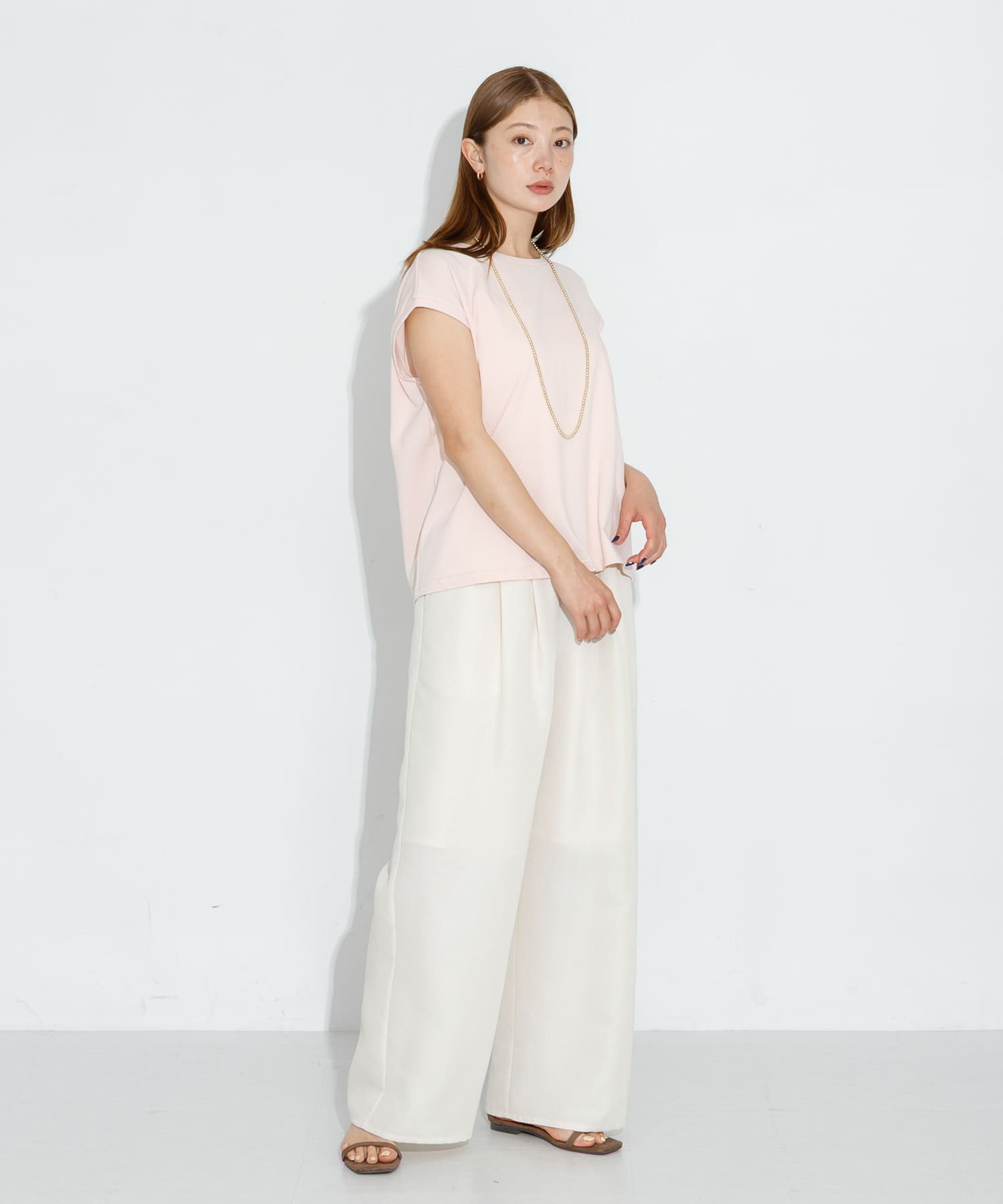 身長：166cm サイズ：38