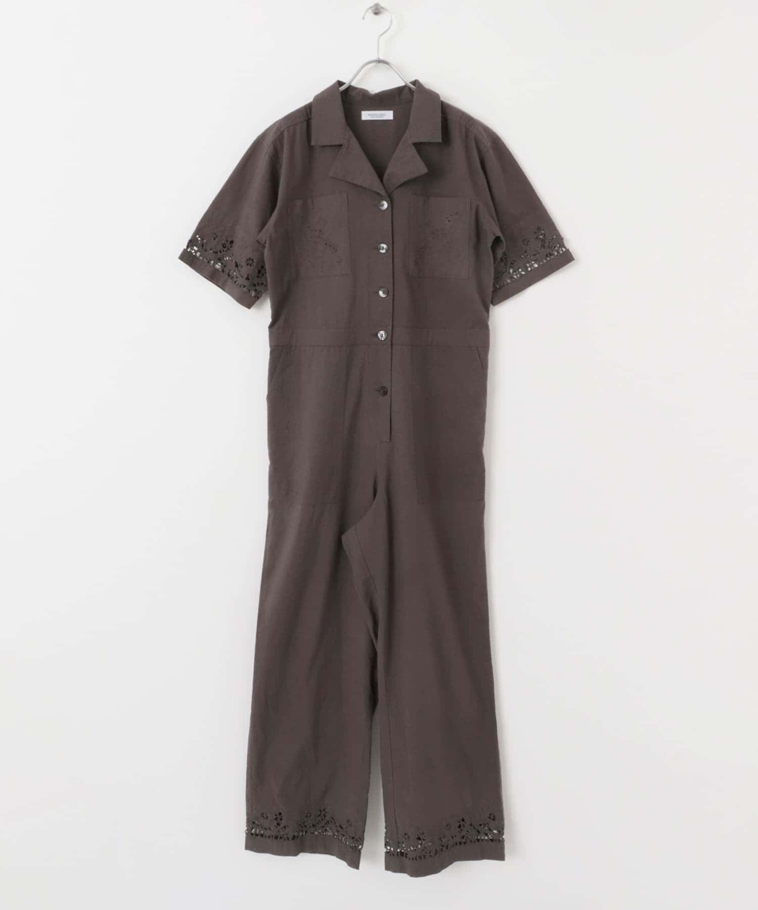 チャコールブラウン