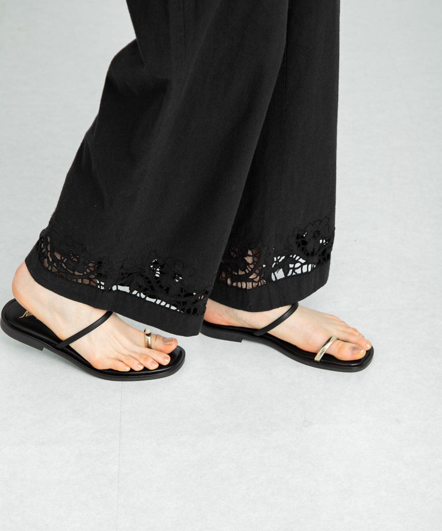 身長：175cm サイズ：38