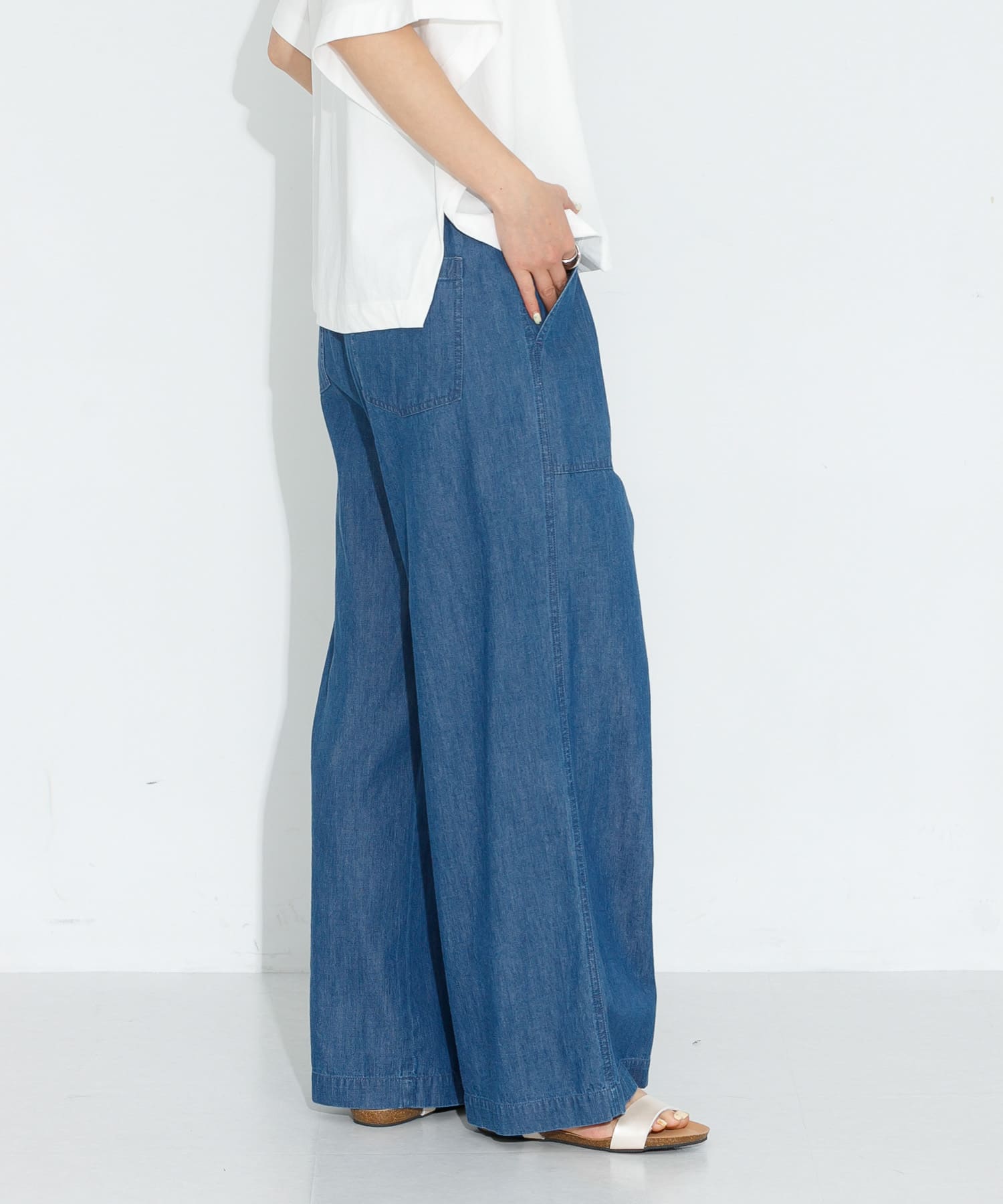 身長：166cm サイズ：38