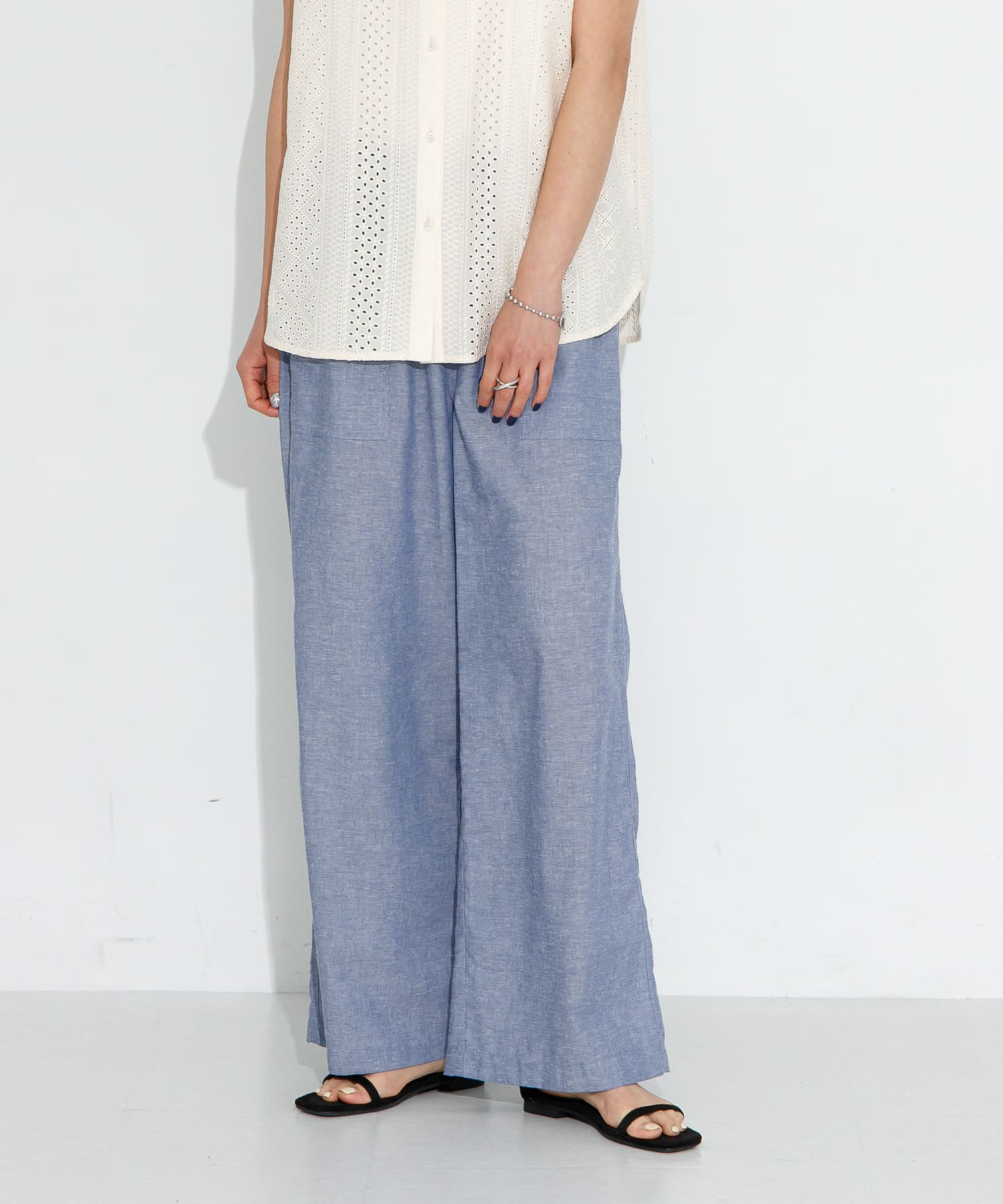 『UR TECH 高機能リネン』リネン混ベイカーイージーパンツ ブルー 36