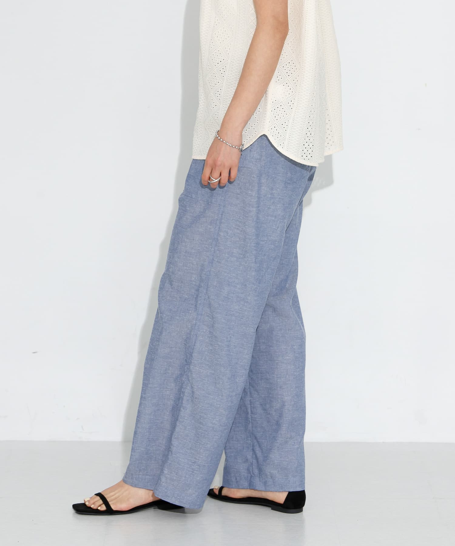 身長：166cm サイズ：38