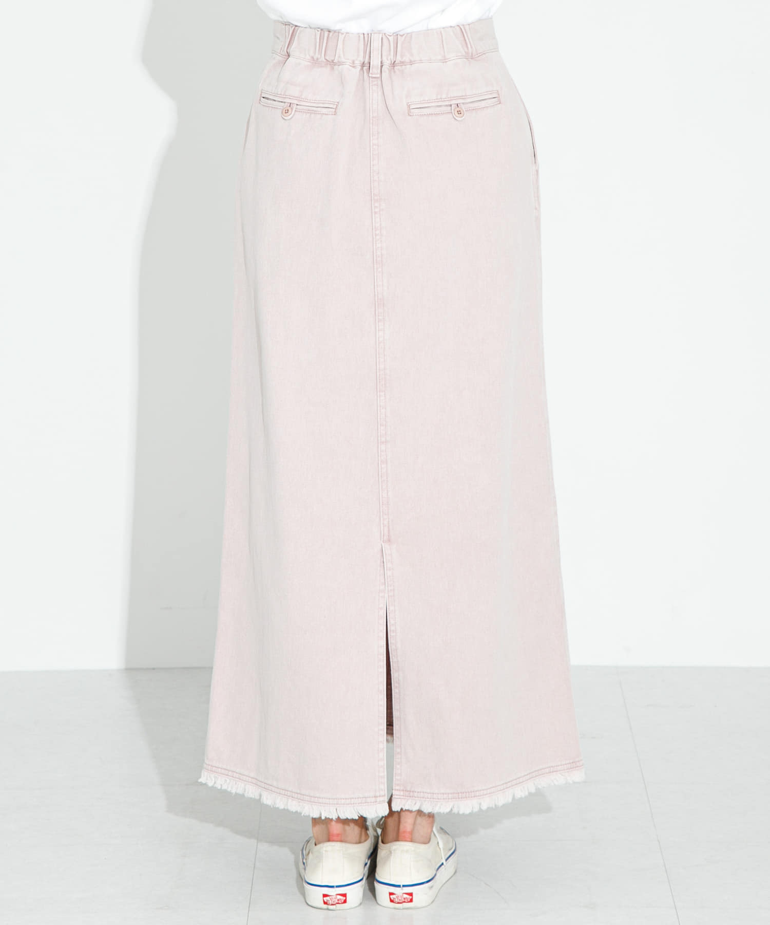 身長：166cm サイズ：38