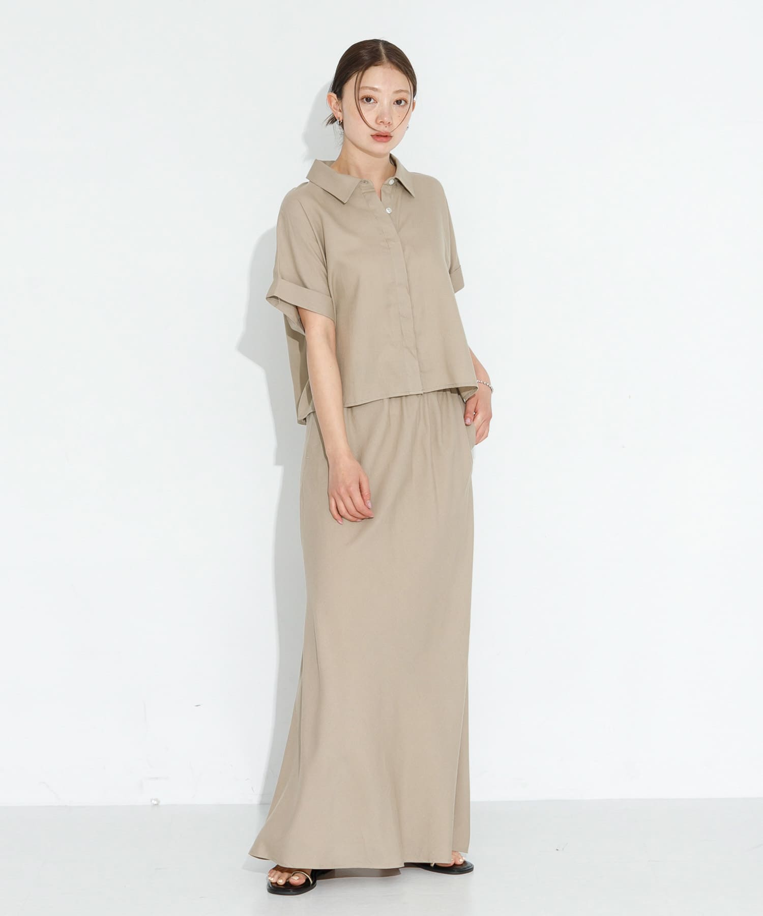 身長：166cm サイズ：38