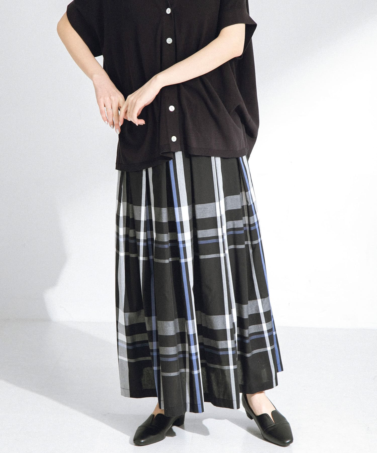 身長：164cm サイズ：38