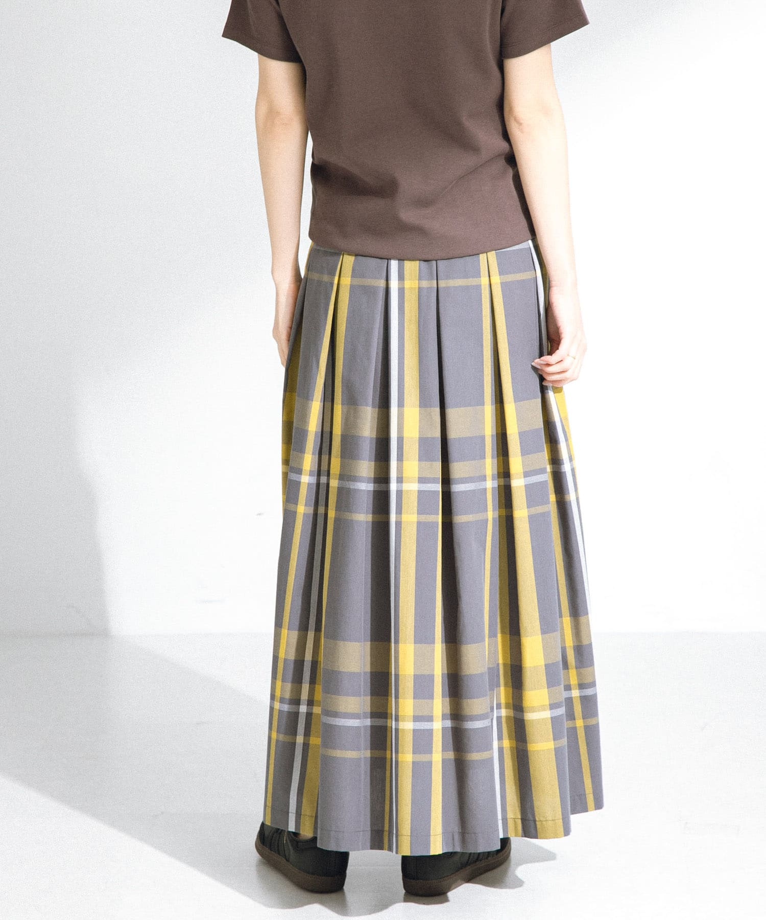 身長：164cm サイズ：38