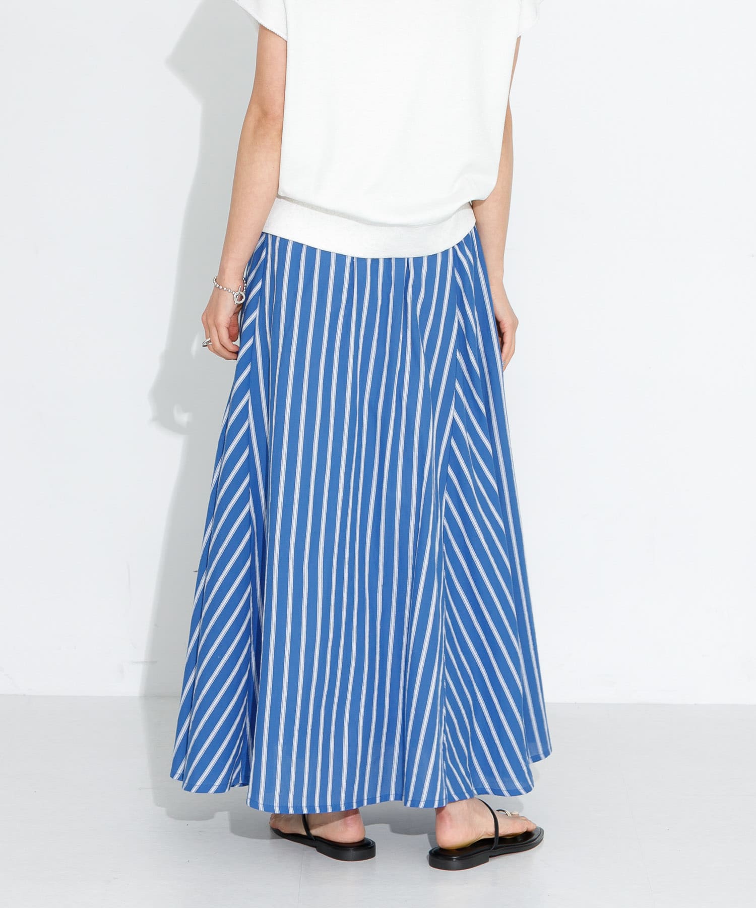 身長：166cm サイズ：FREE