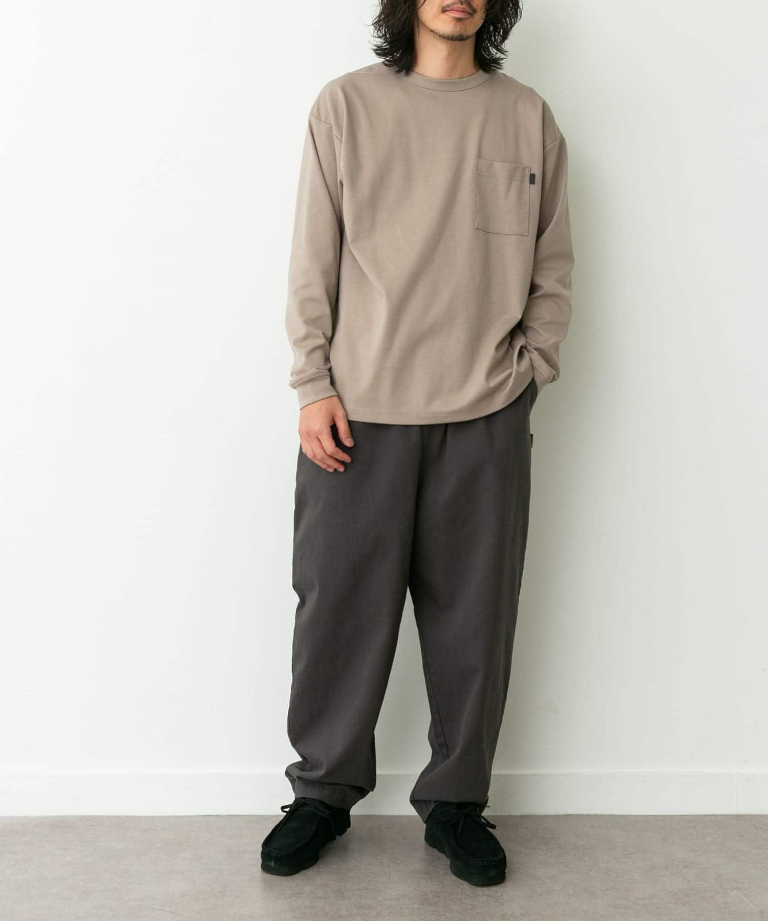 ポンチポケット付ロングスリーブTシャツ グレージュ L