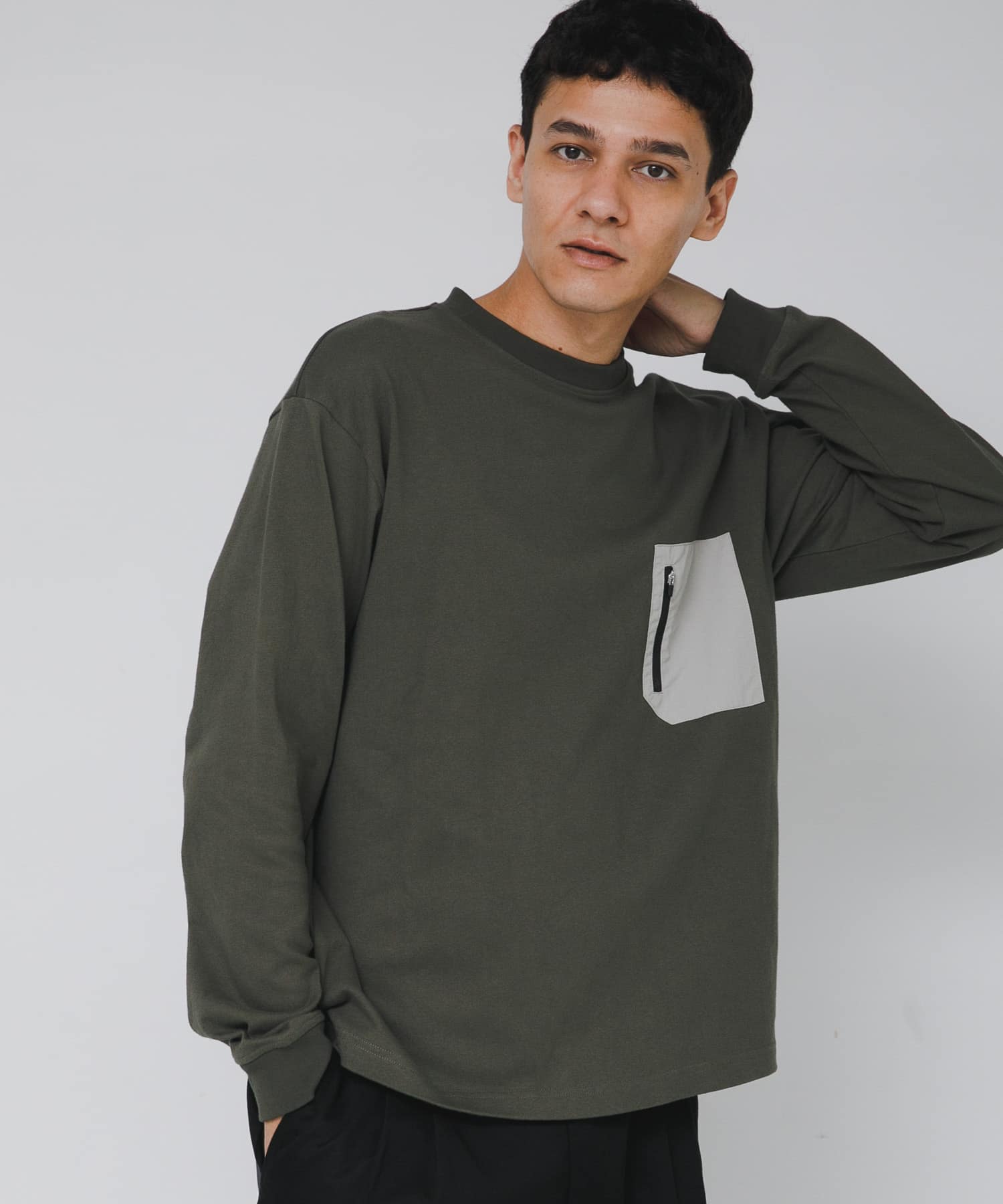 ヘビーウェイトナイロン布帛ポケットロングスリーブTシャツ