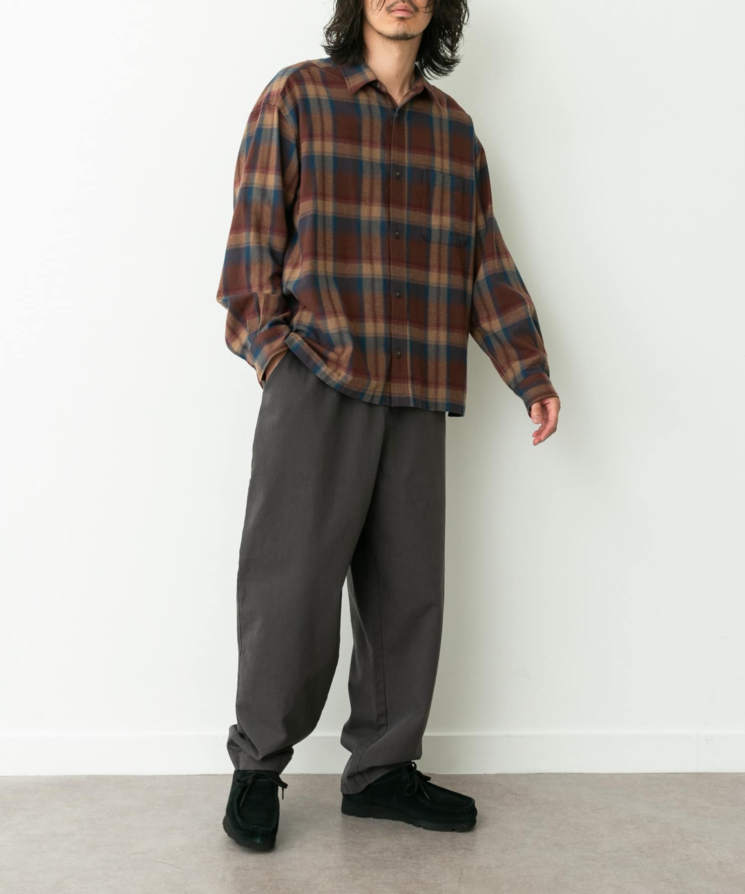 身長：180cm 体重：60kg サイズ：L