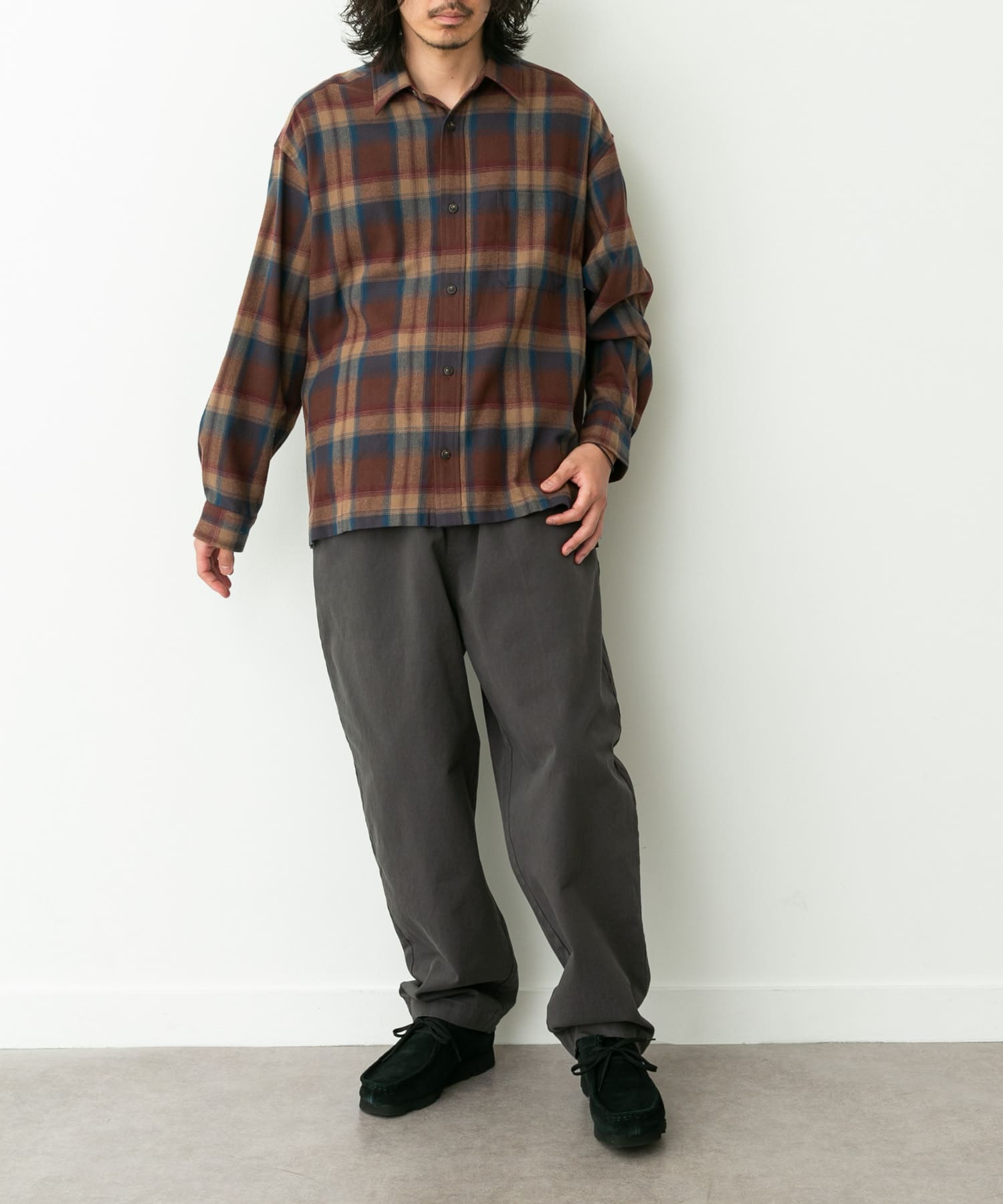 身長：180cm 体重：60kg サイズ：L