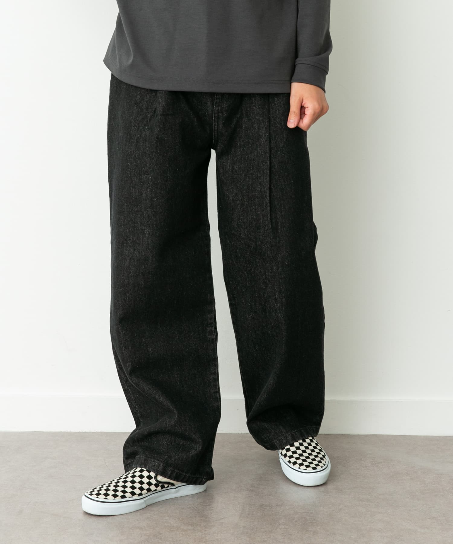 身長：180cm 体重：60kg サイズ：L