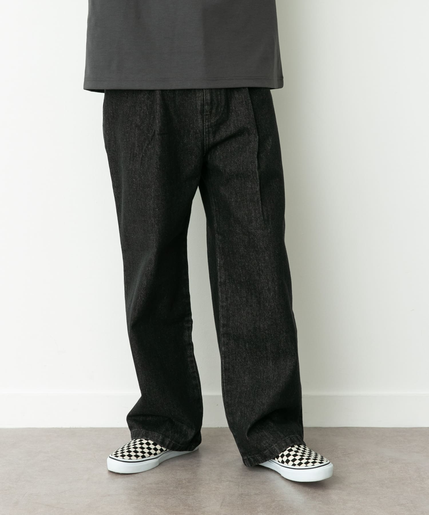 身長：180cm 体重：60kg サイズ：L