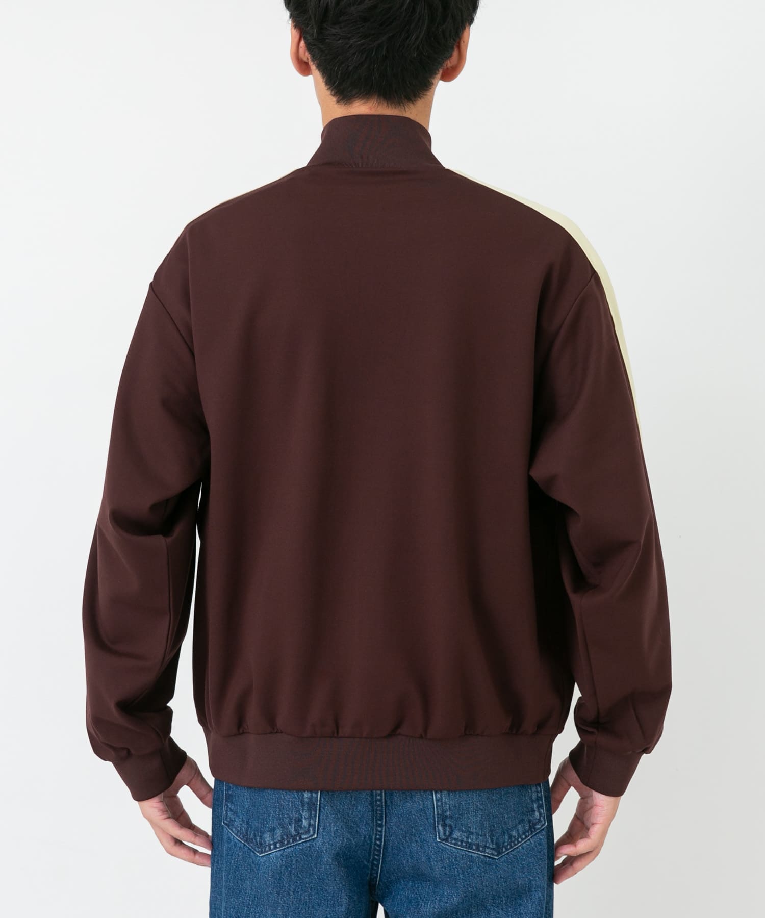 身長：185cm 体重：70kg サイズ：L